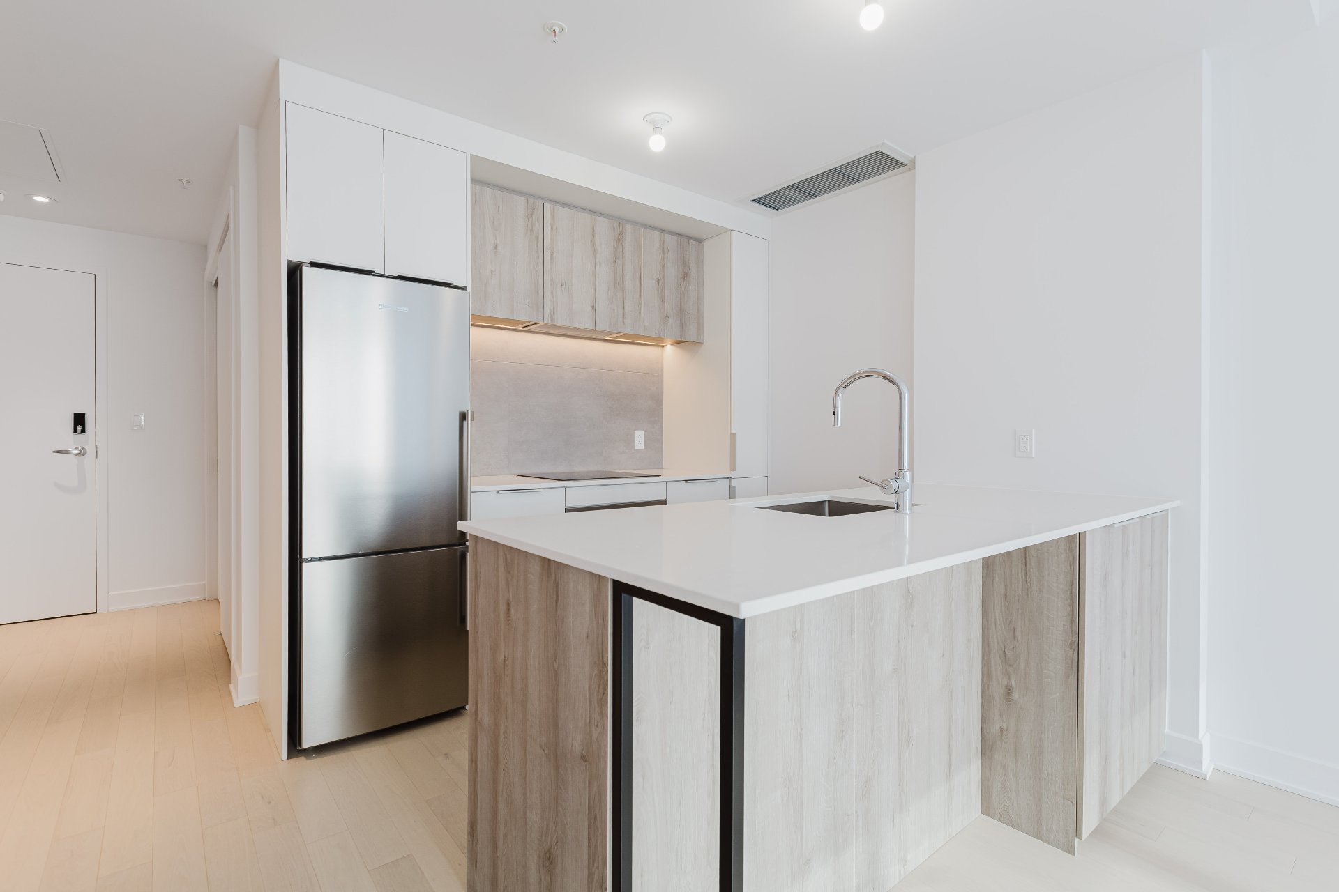 Photo - Kitchen