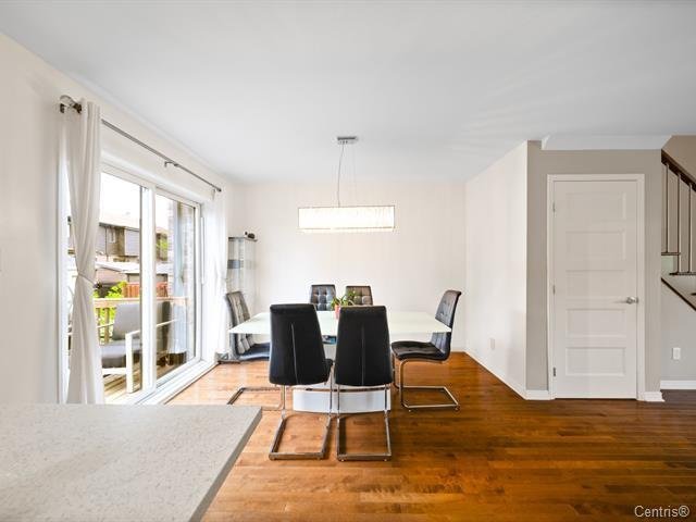 Photo - Salle à manger