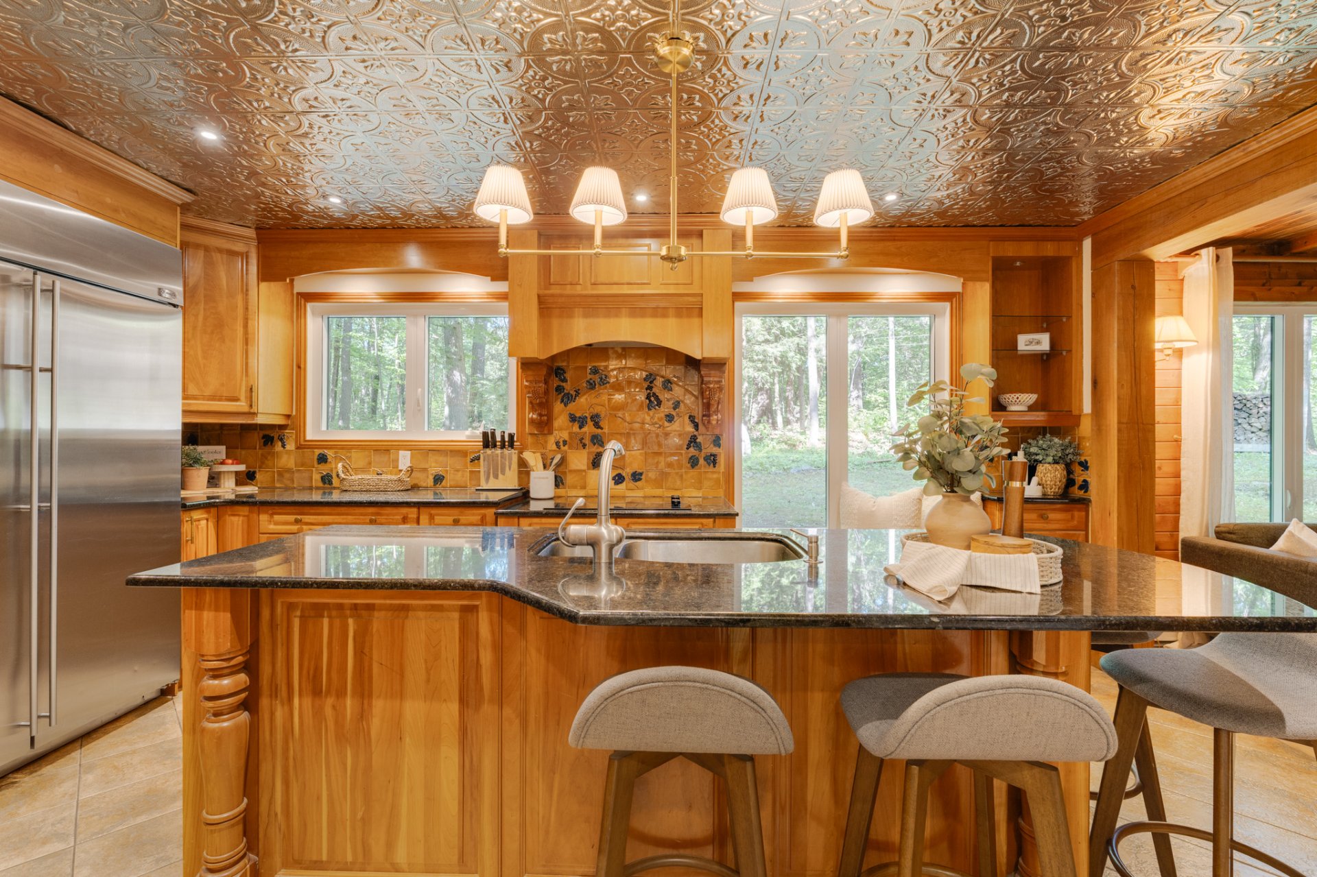 Photo - Kitchen