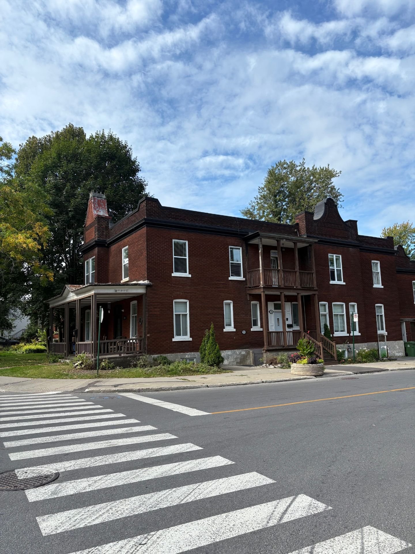 Photo - Frontage
