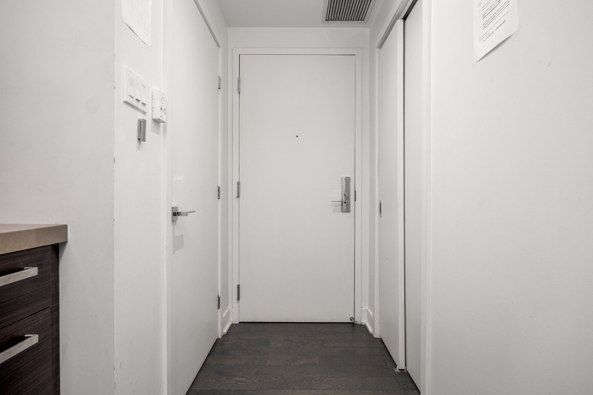 Photo - Hallway