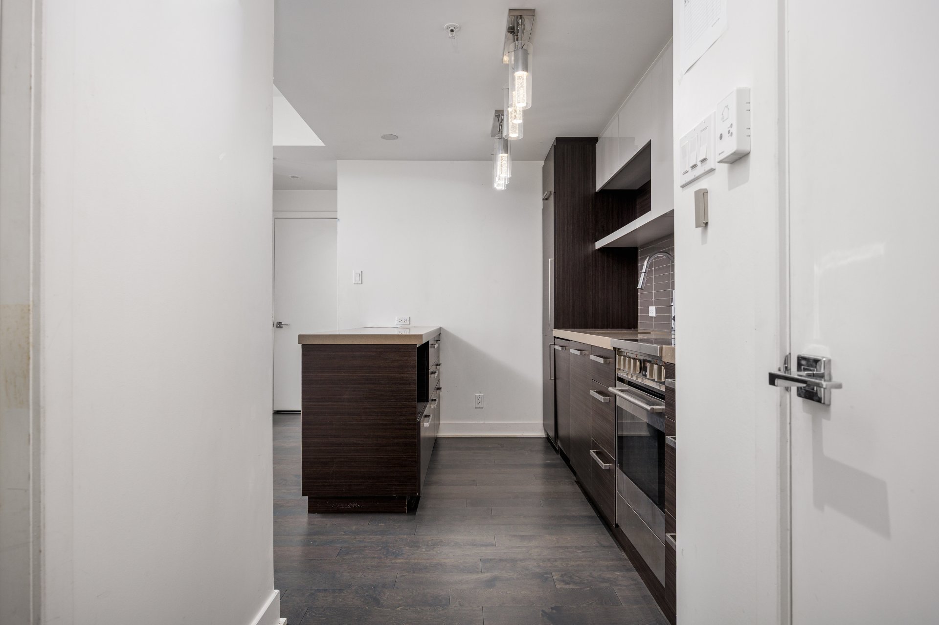 Photo - Hallway
