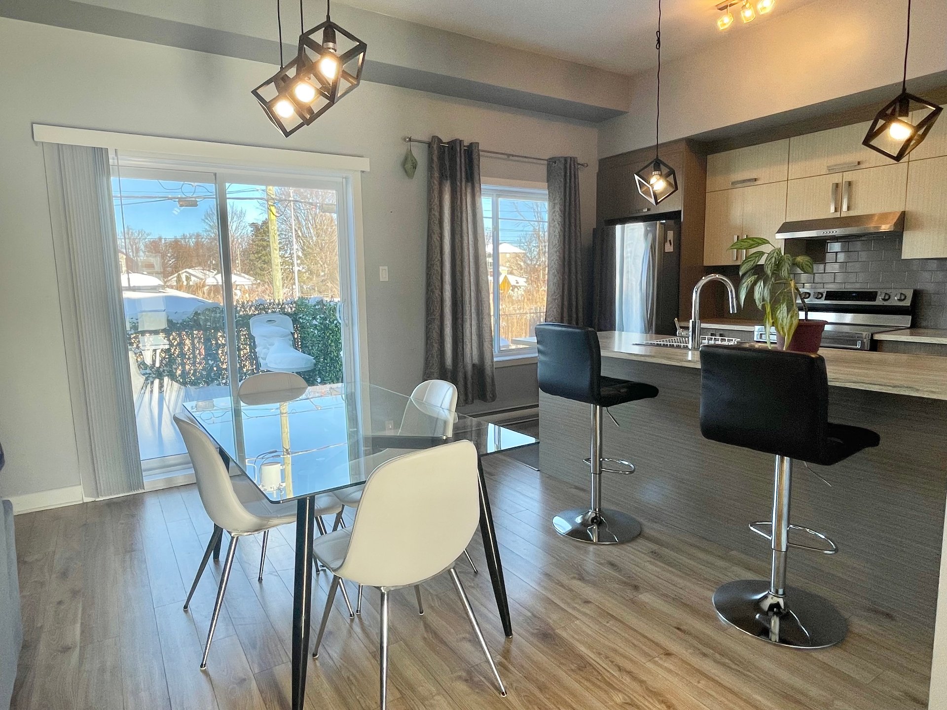 Photo - Salle à manger