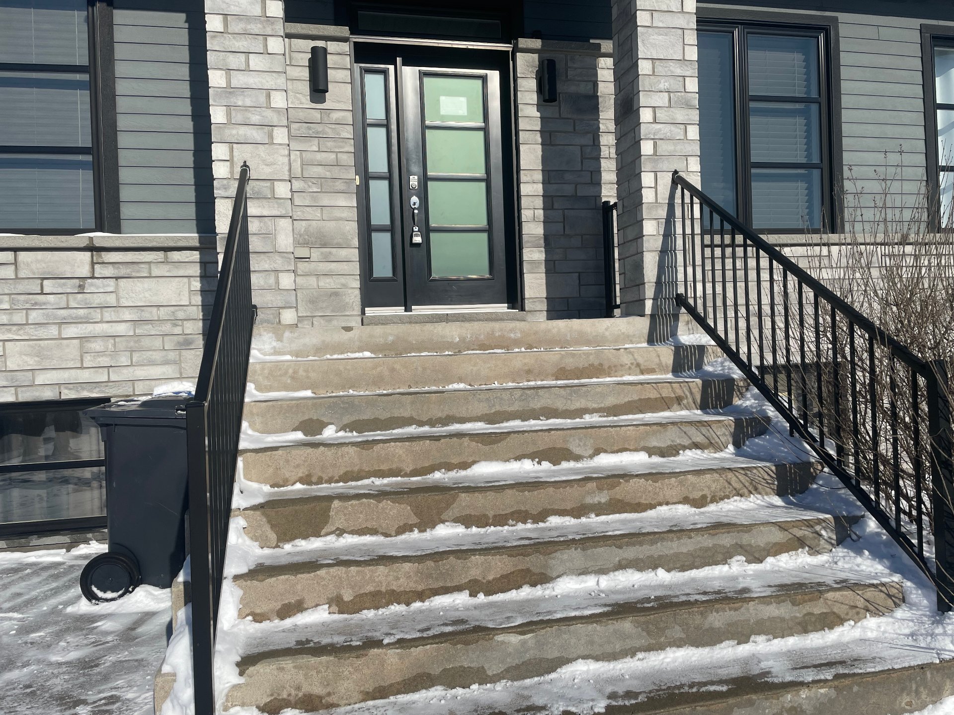 Photo - Entrée extérieure