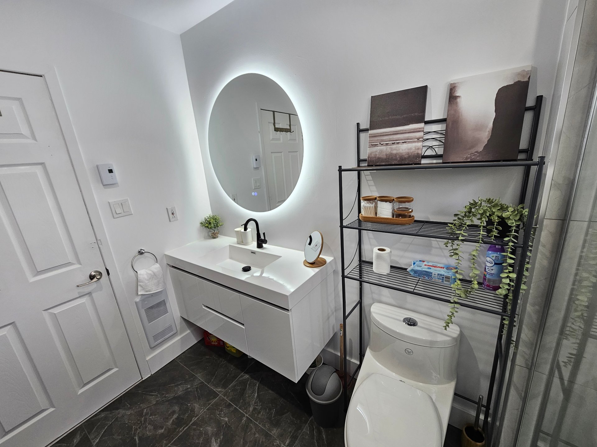 Photo - Bathroom