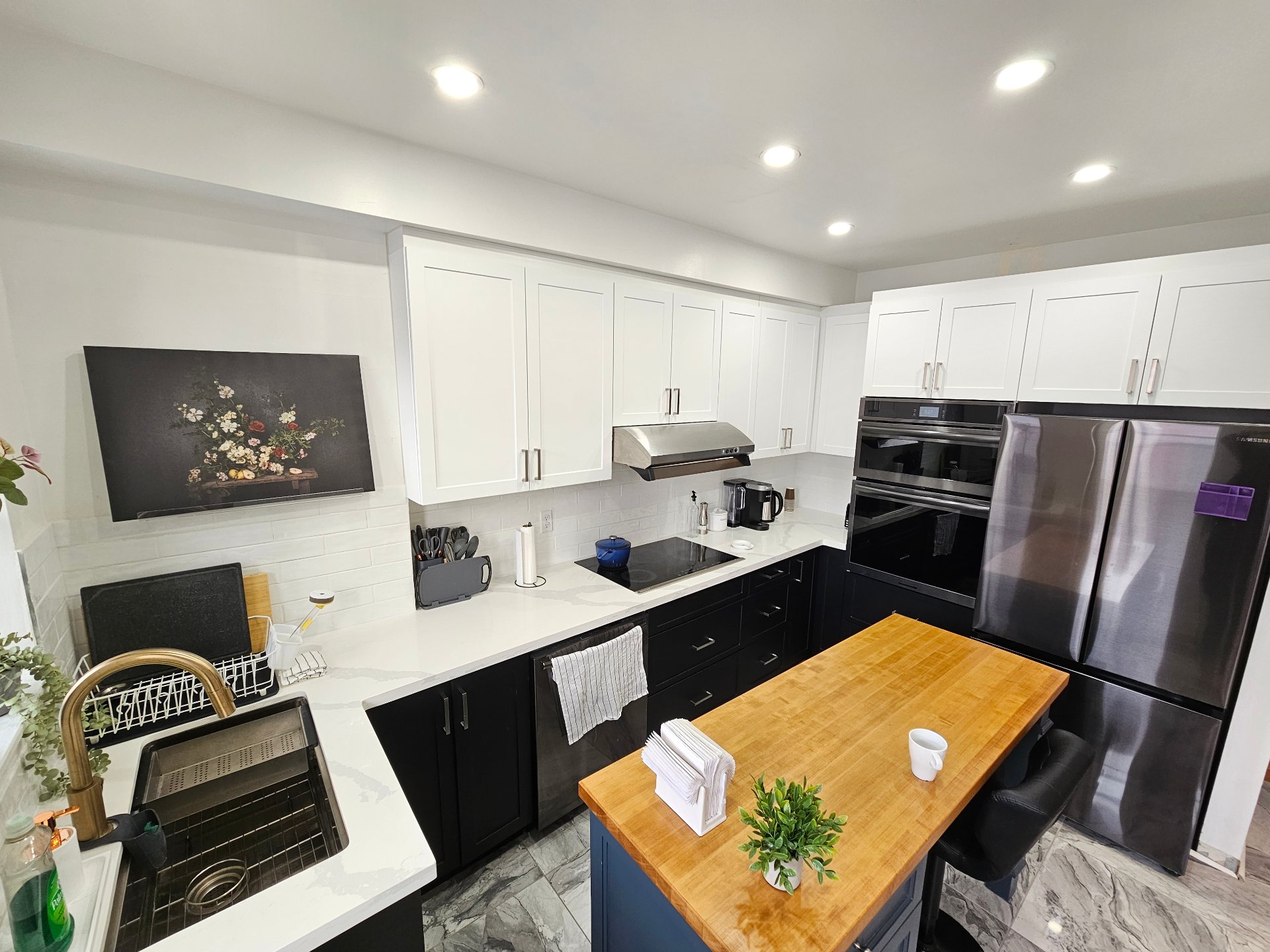 Photo - Kitchen