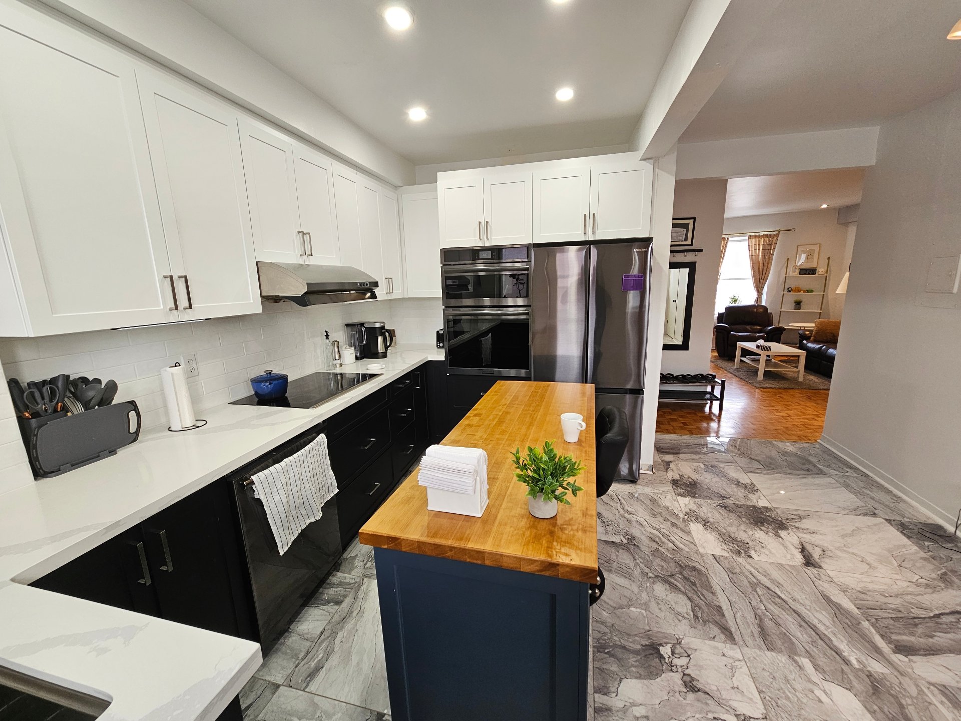 Photo - Kitchen