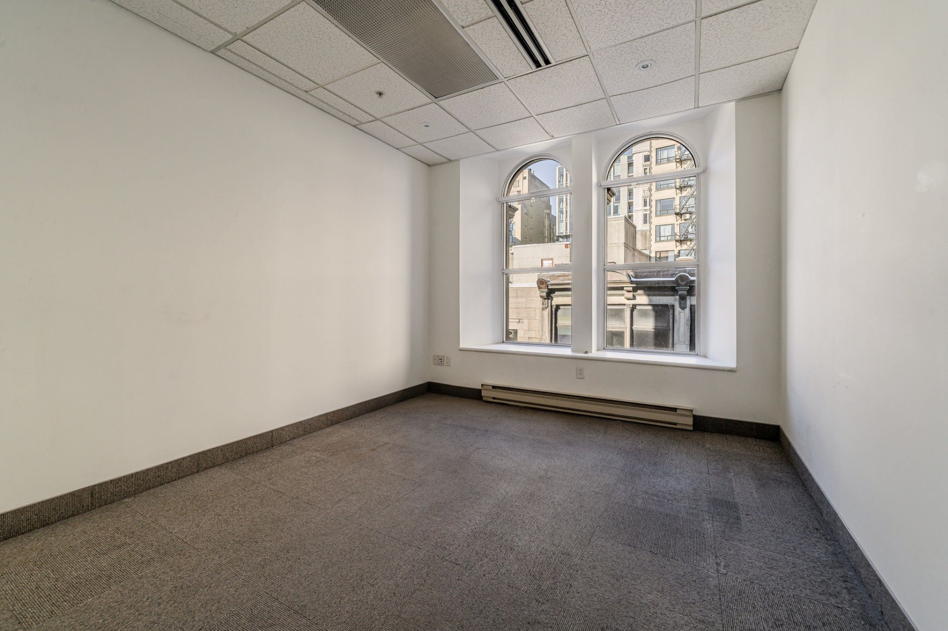Photo - Interior