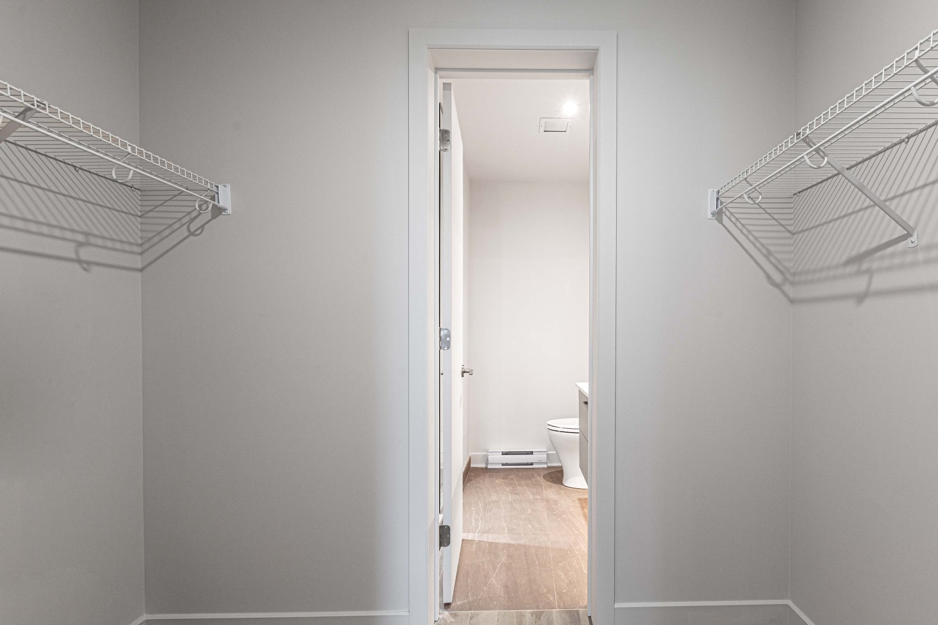 Photo - Walk-in closet
