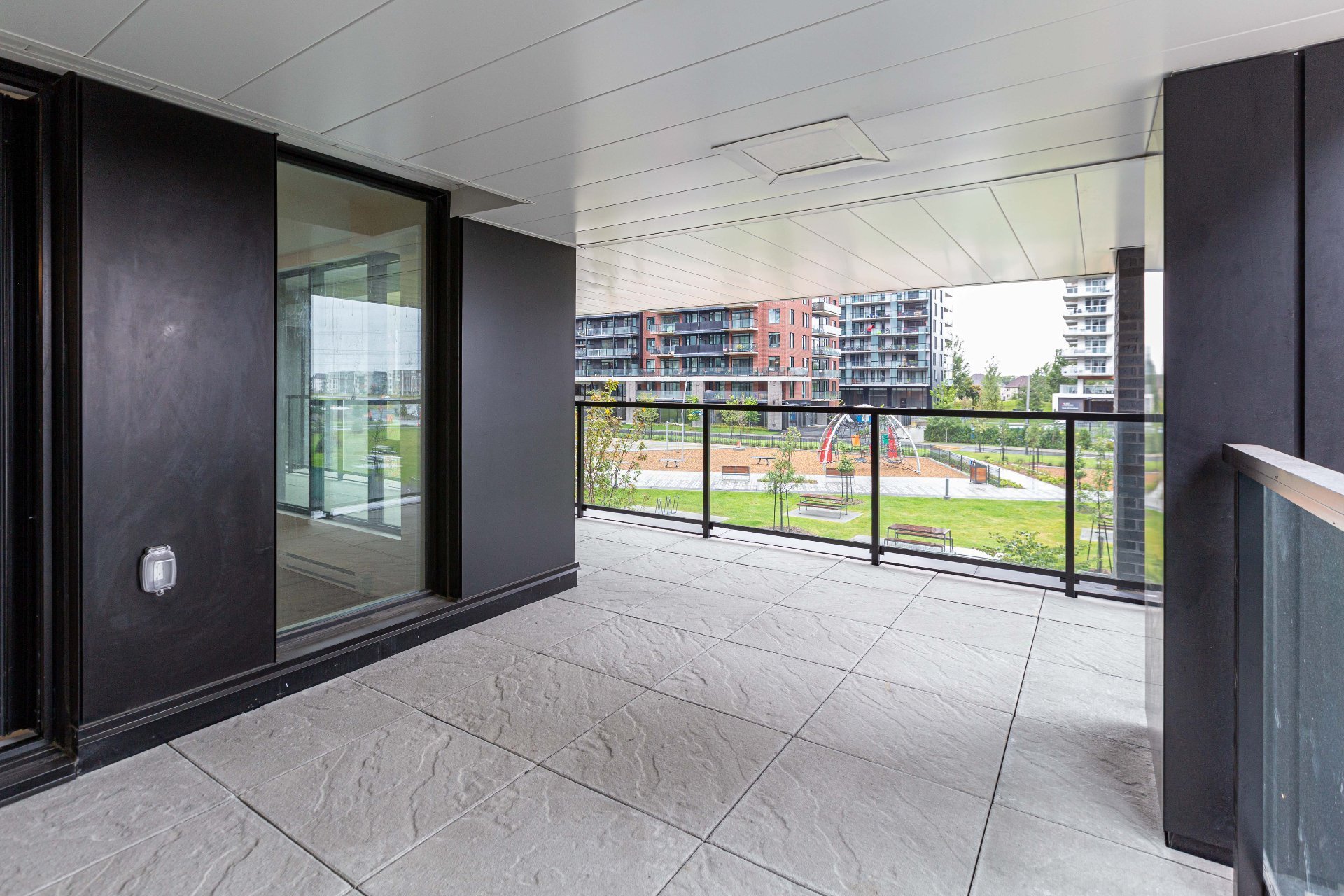 Photo - Balcony