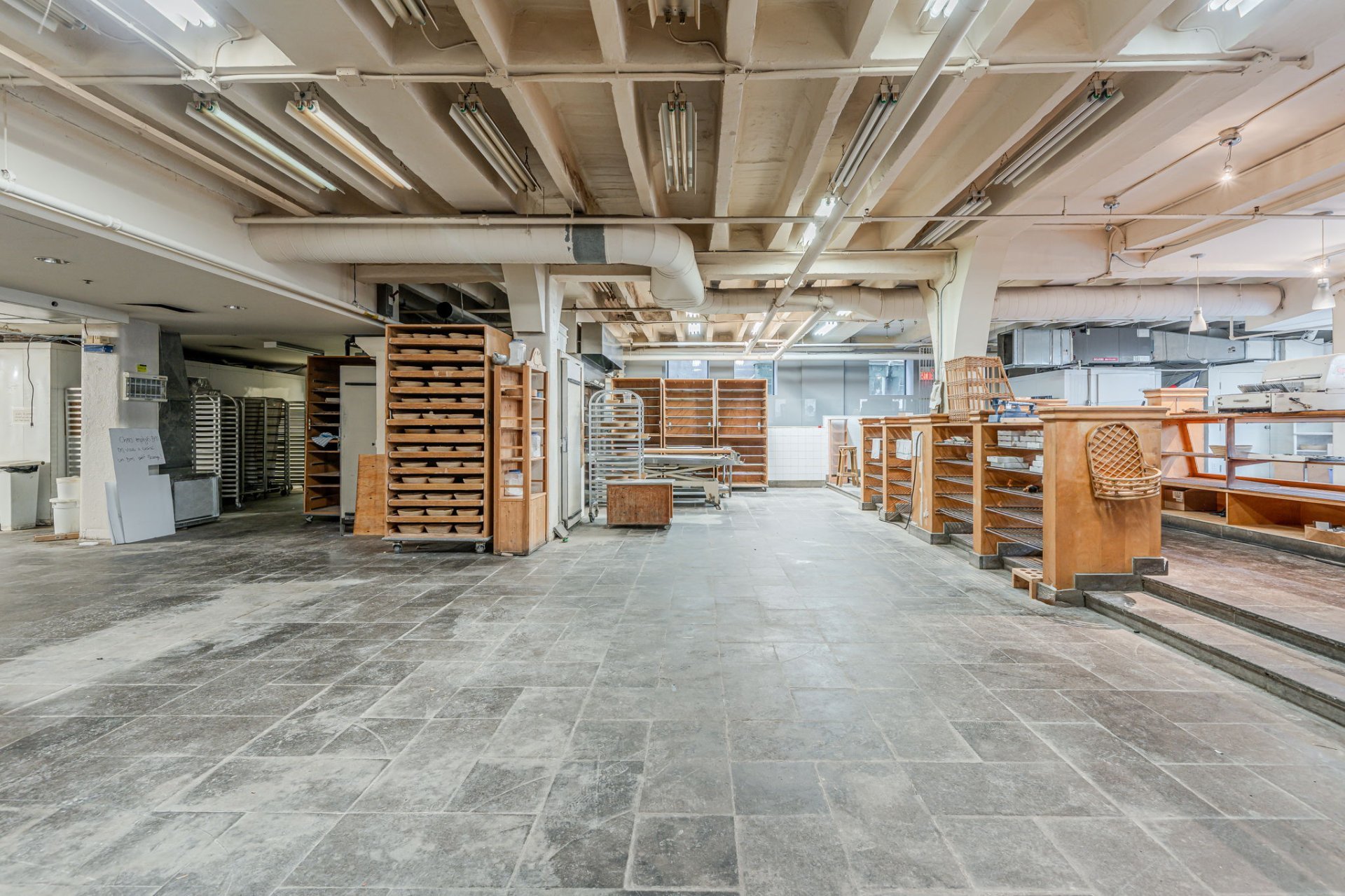 Photo - Interior