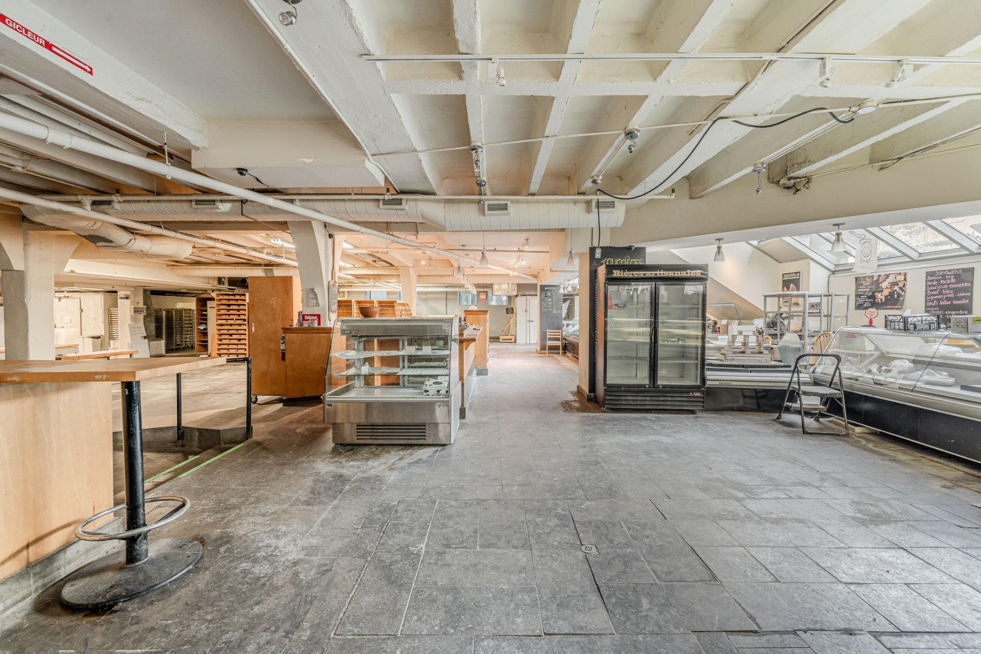 Photo - Interior