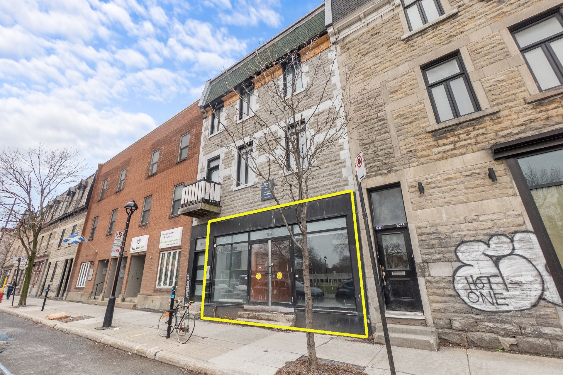 Photo - Frontage