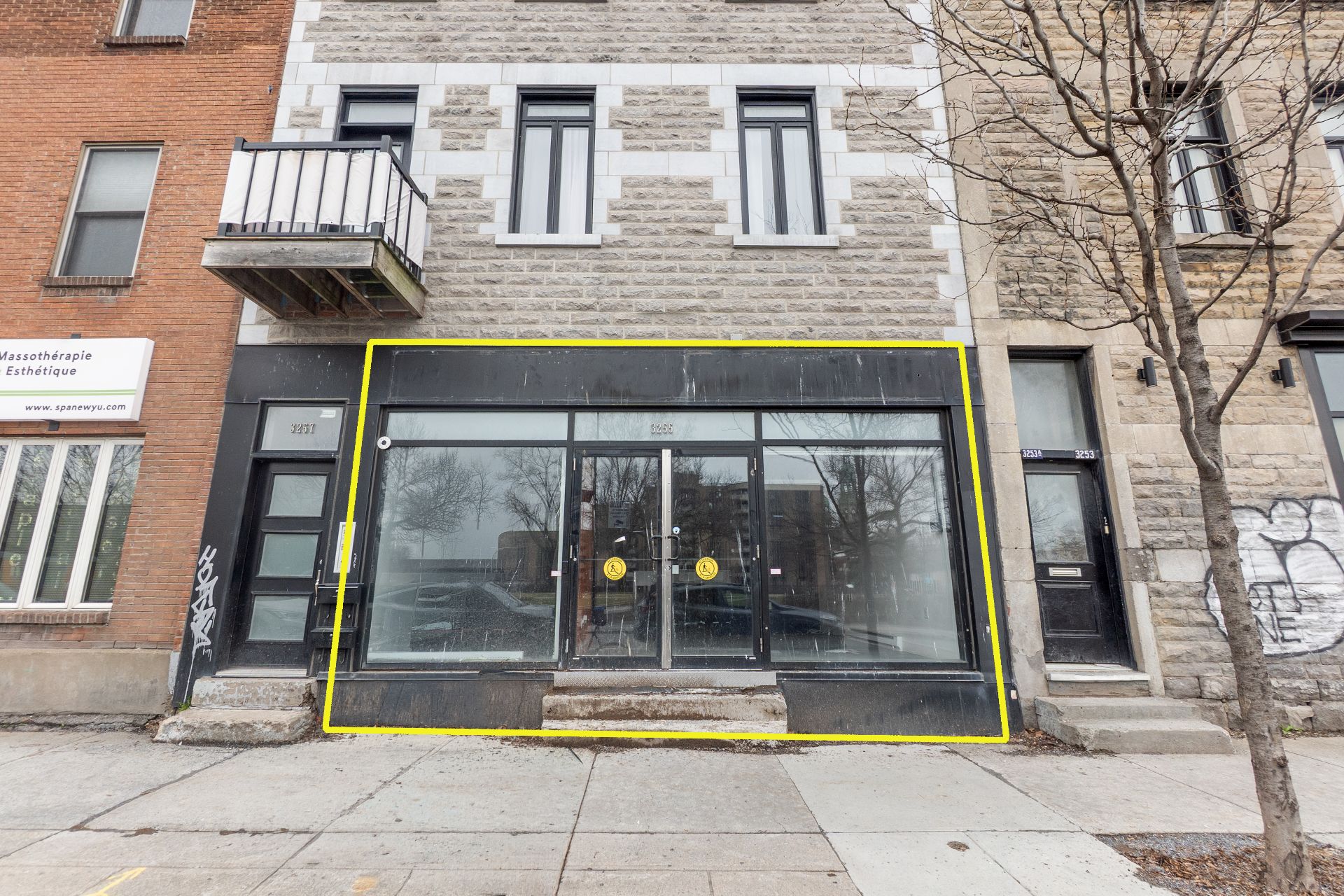 Photo - Frontage
