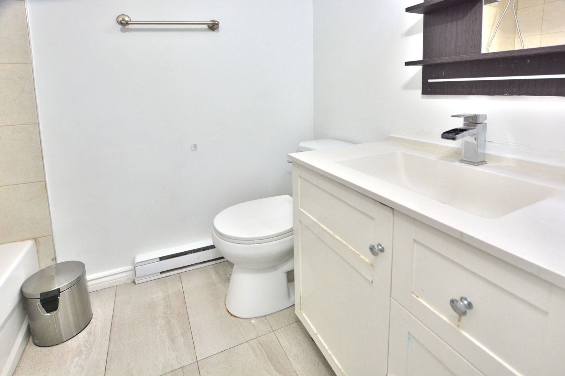 Photo - Bathroom
