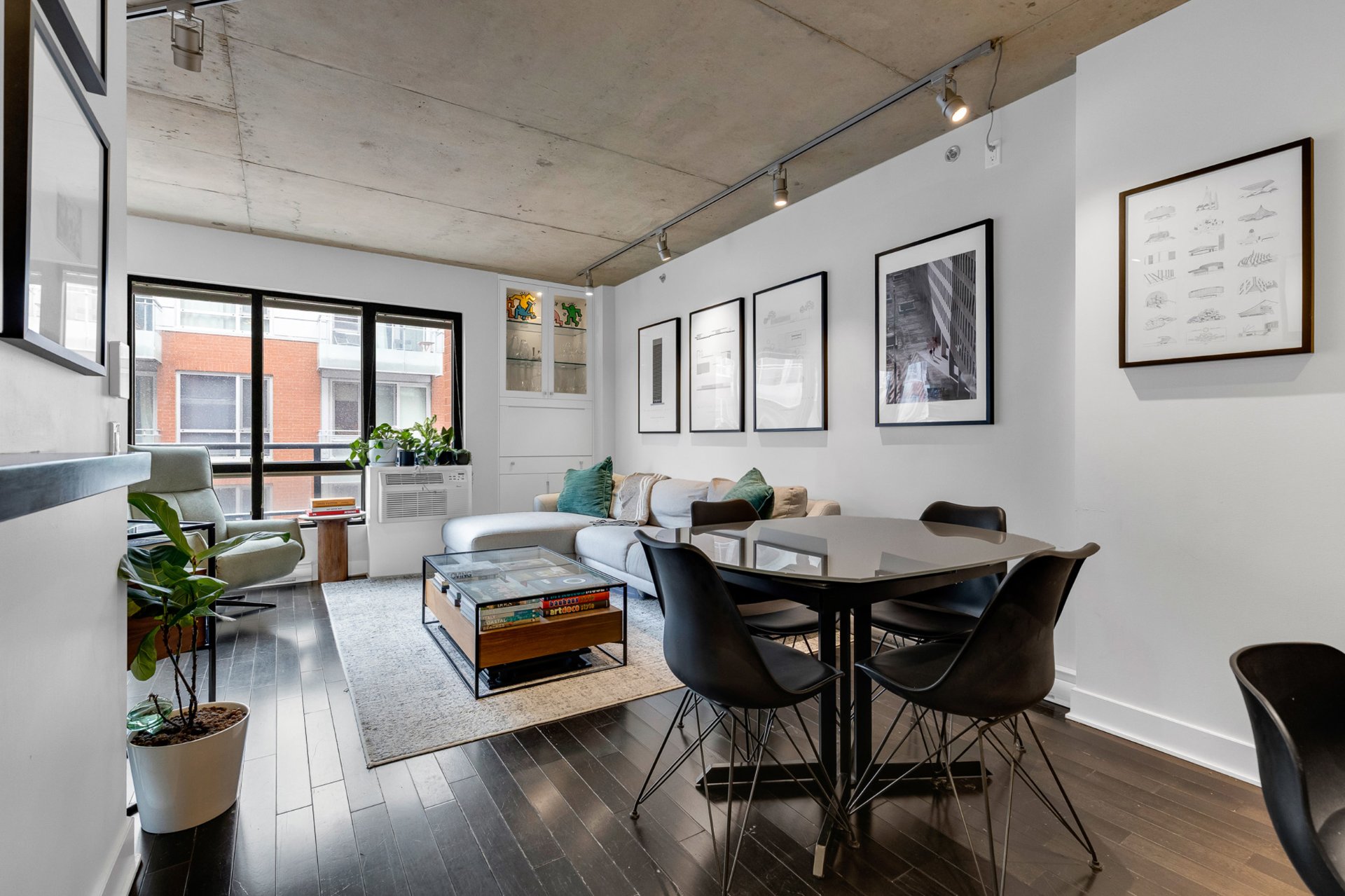 Photo - Salle à manger