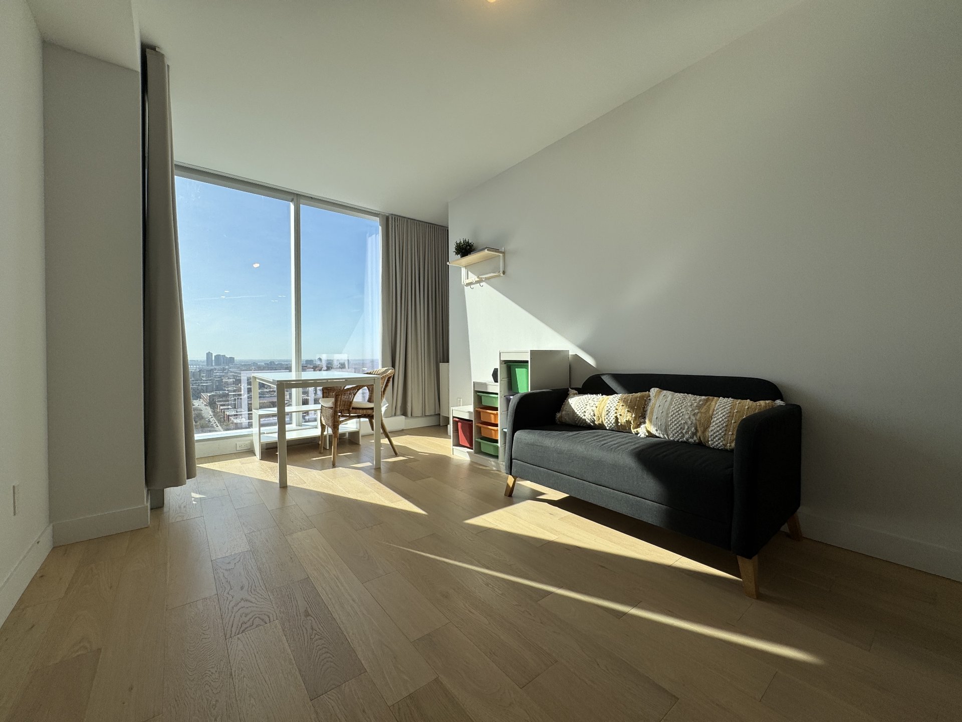 Photo - Salon