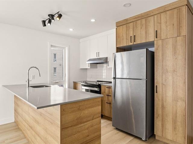 Photo - Kitchen
