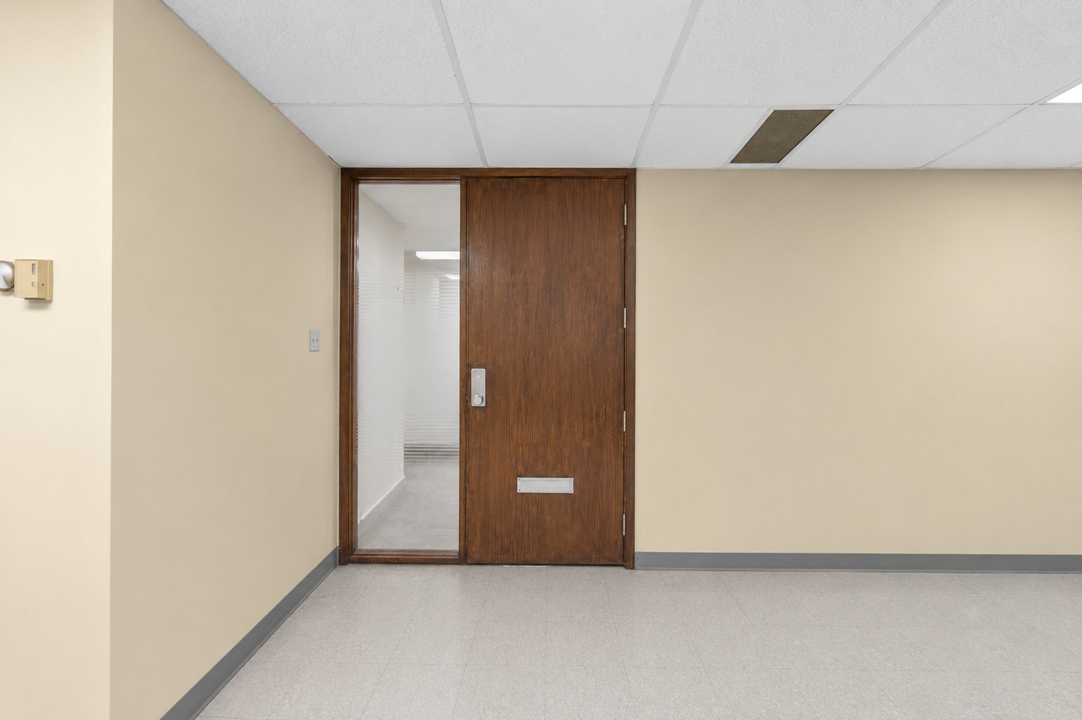 Photo - Interior