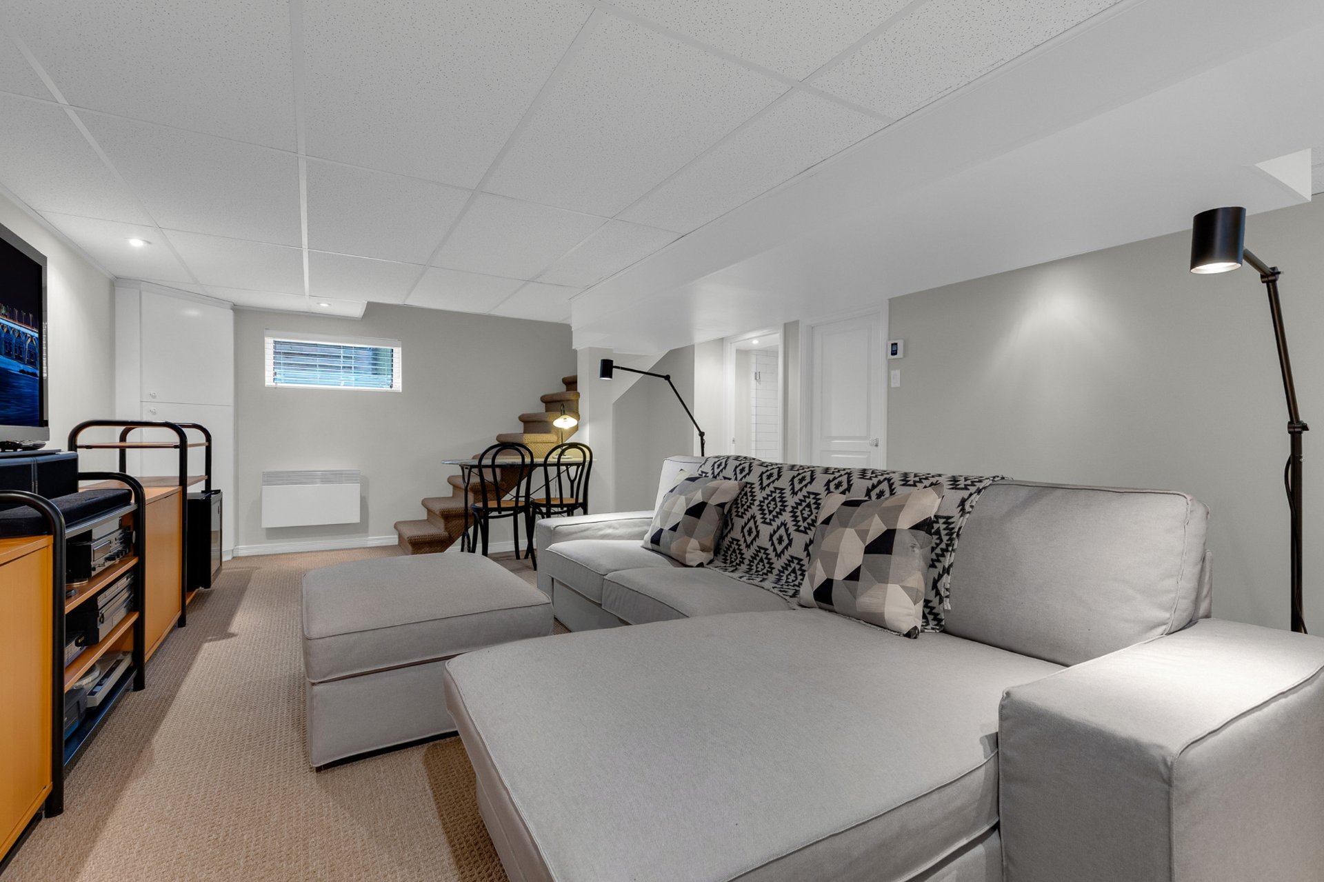 Photo - Family room