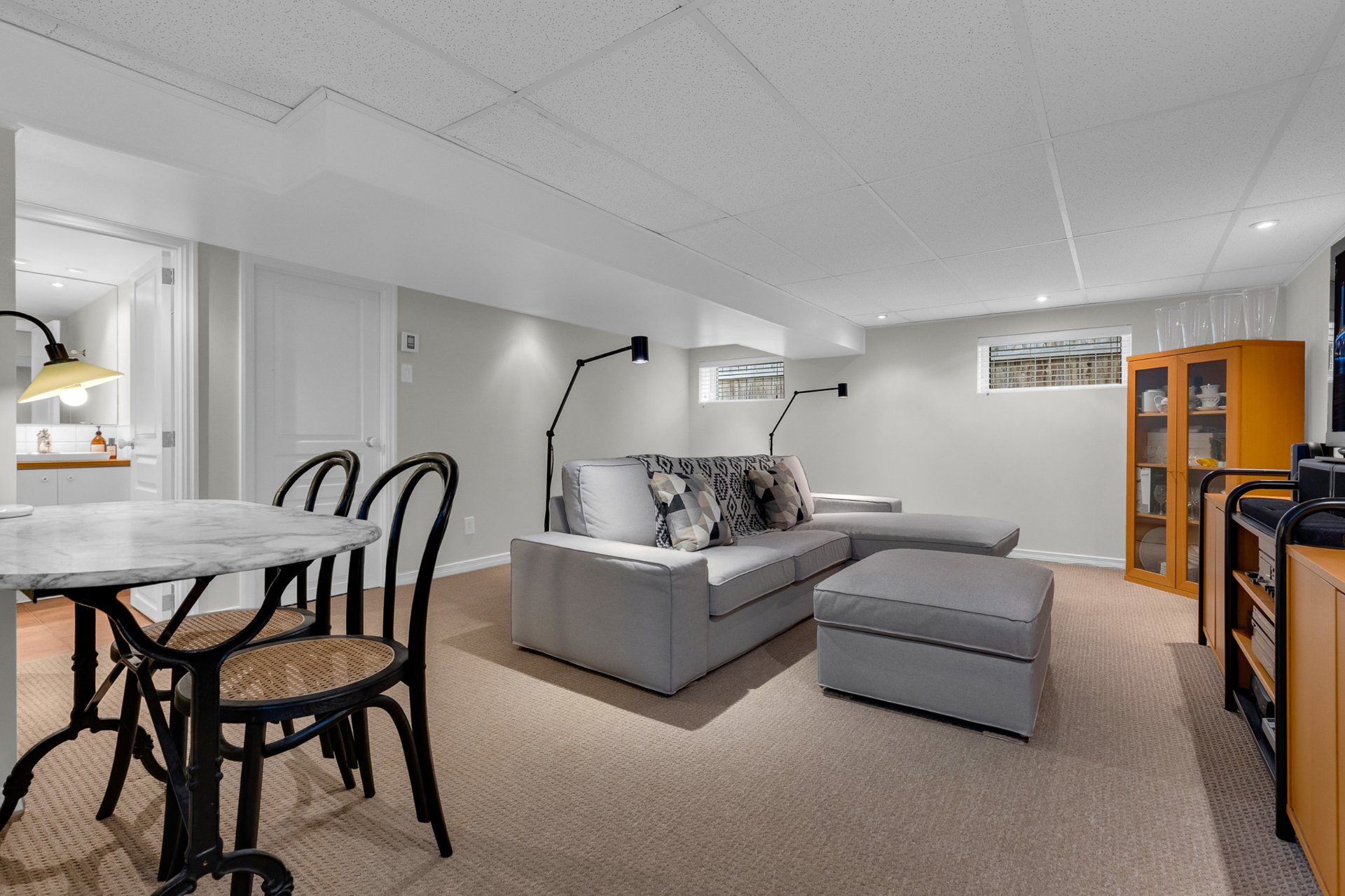 Photo - Family room