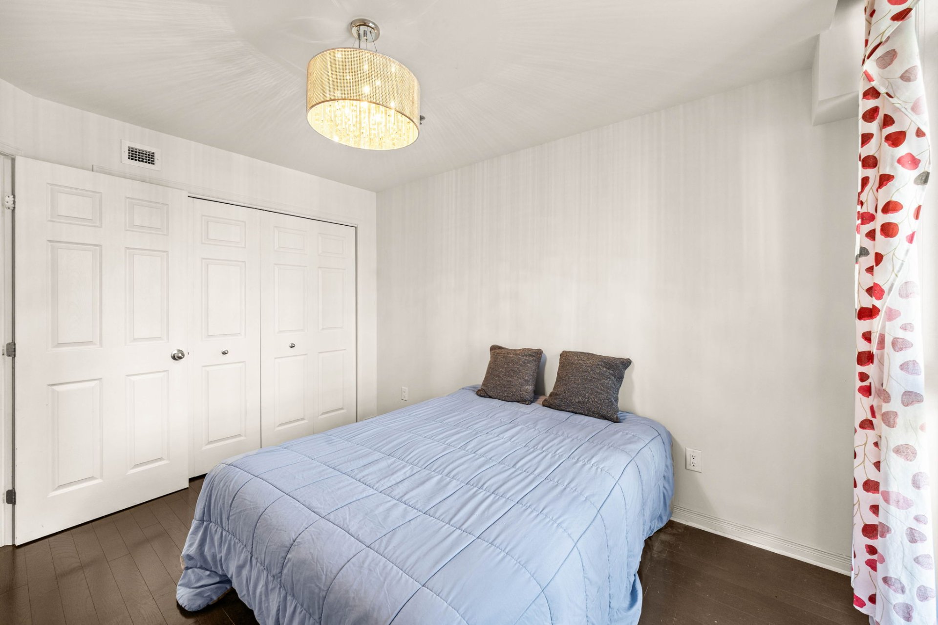 Photo - Chambre à coucher principale