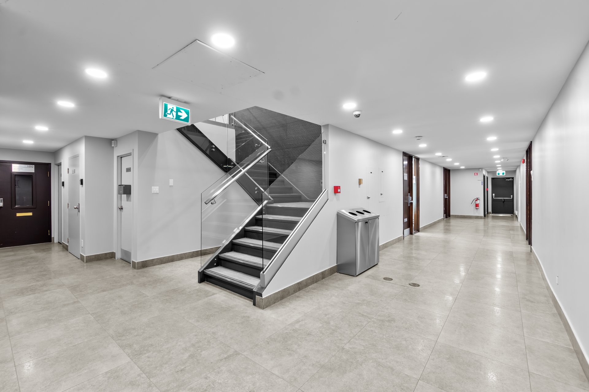 Photo - Escalier