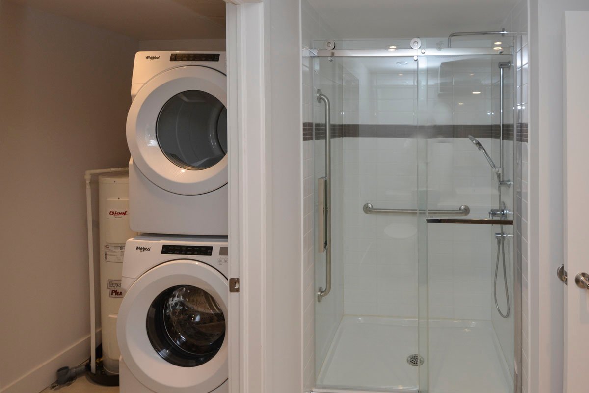 Photo - Laundry room