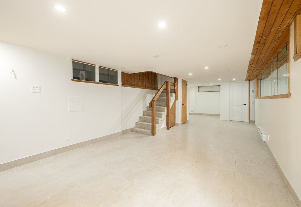 Photo - Basement