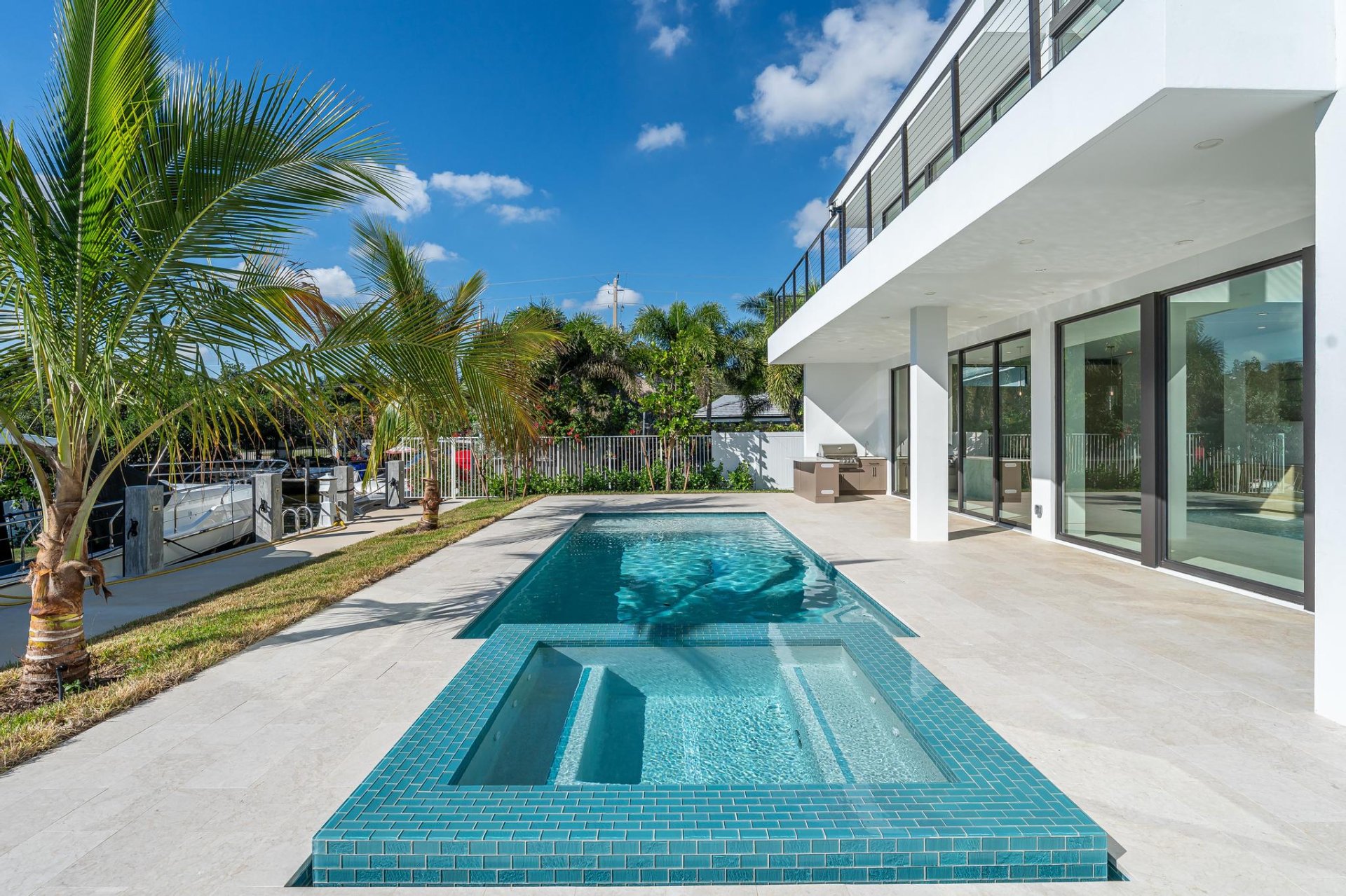 Photo - Piscine