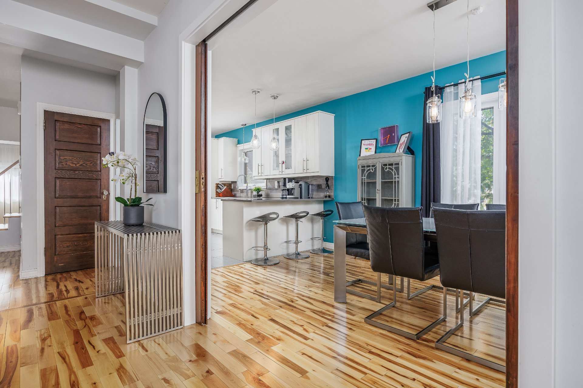 Photo - Overall View