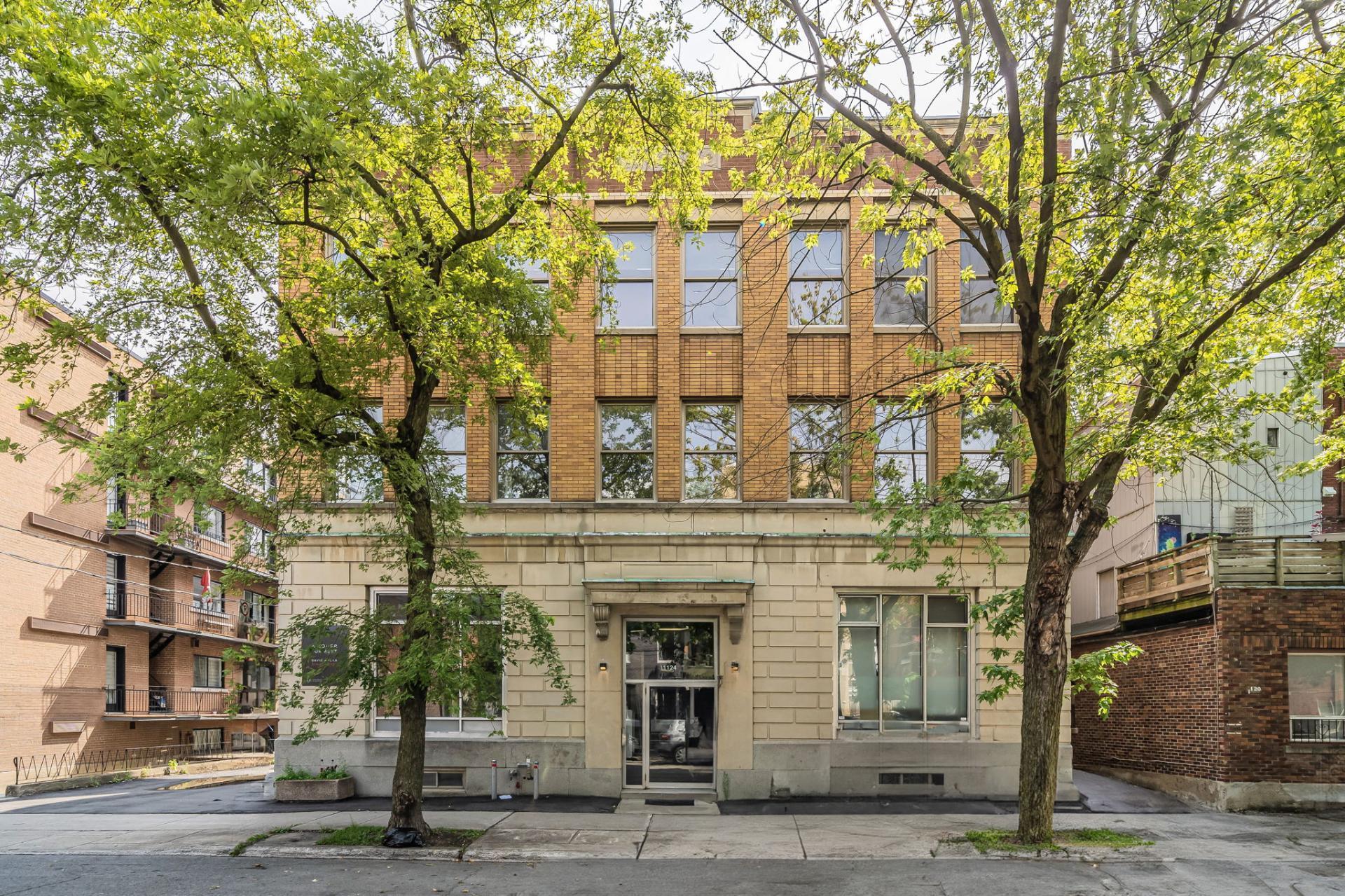 Photo - Frontage