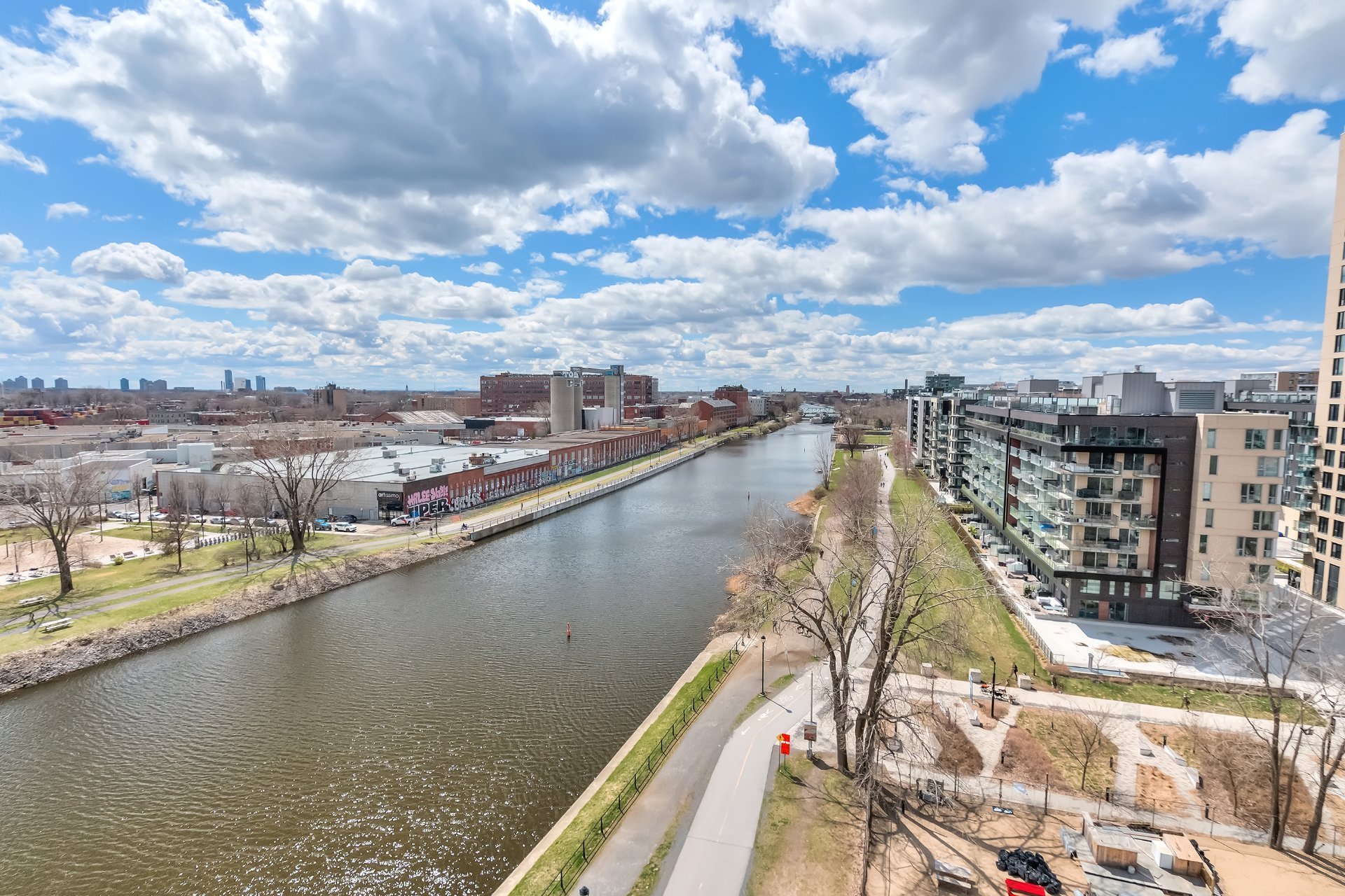 Photo - Vue sur l'eau