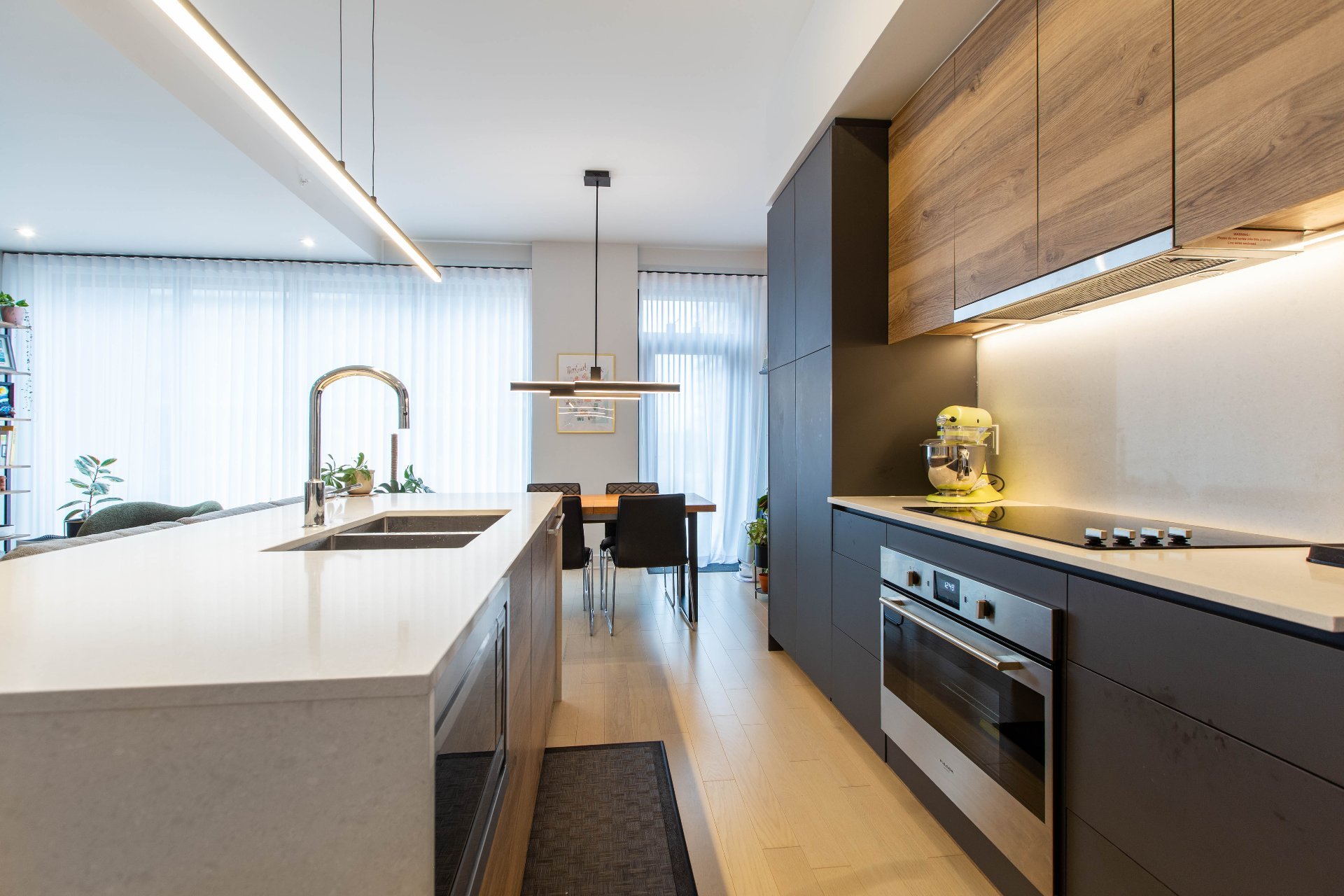 Photo - Kitchen