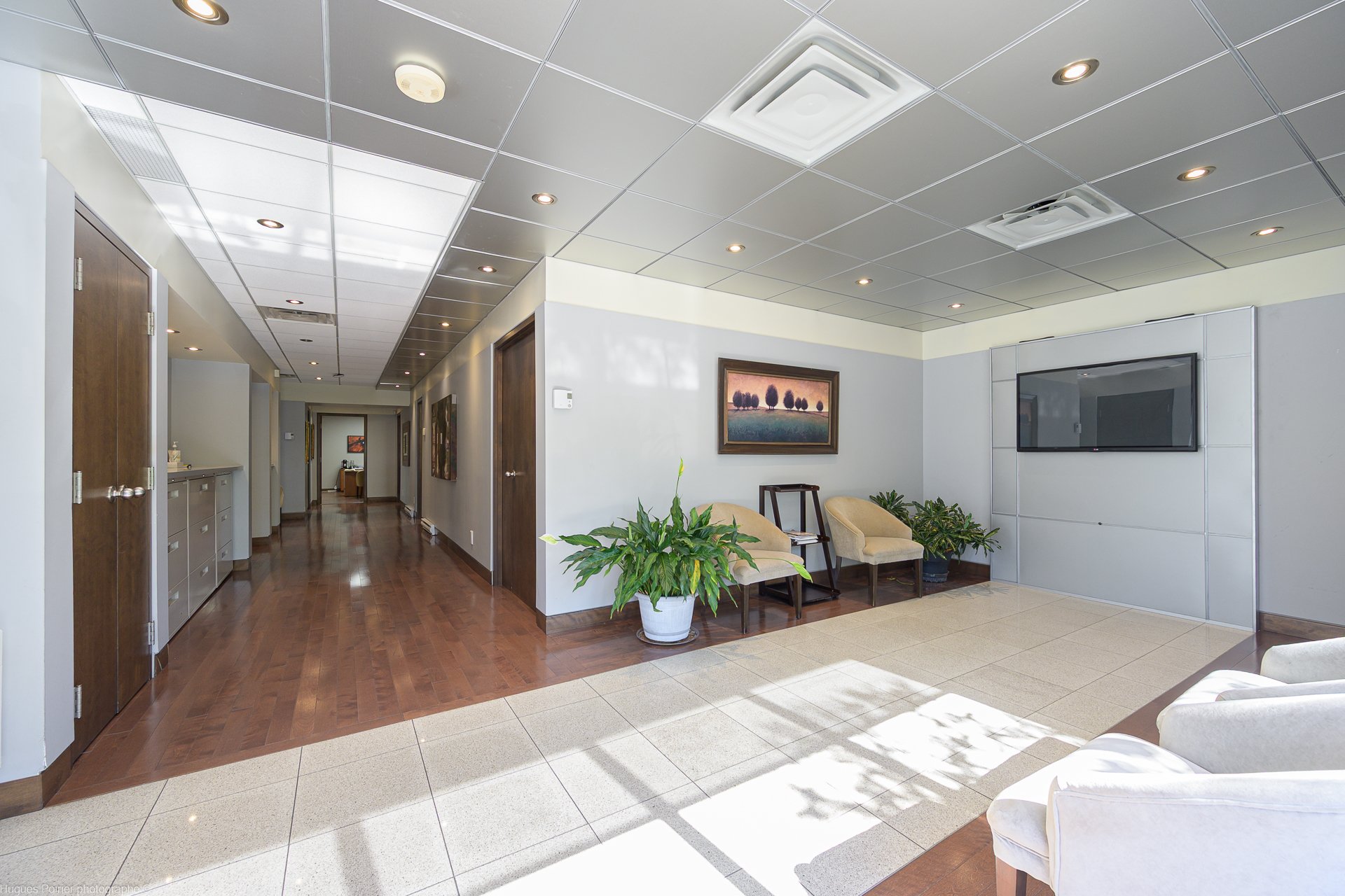 Photo - PASAGEWAY