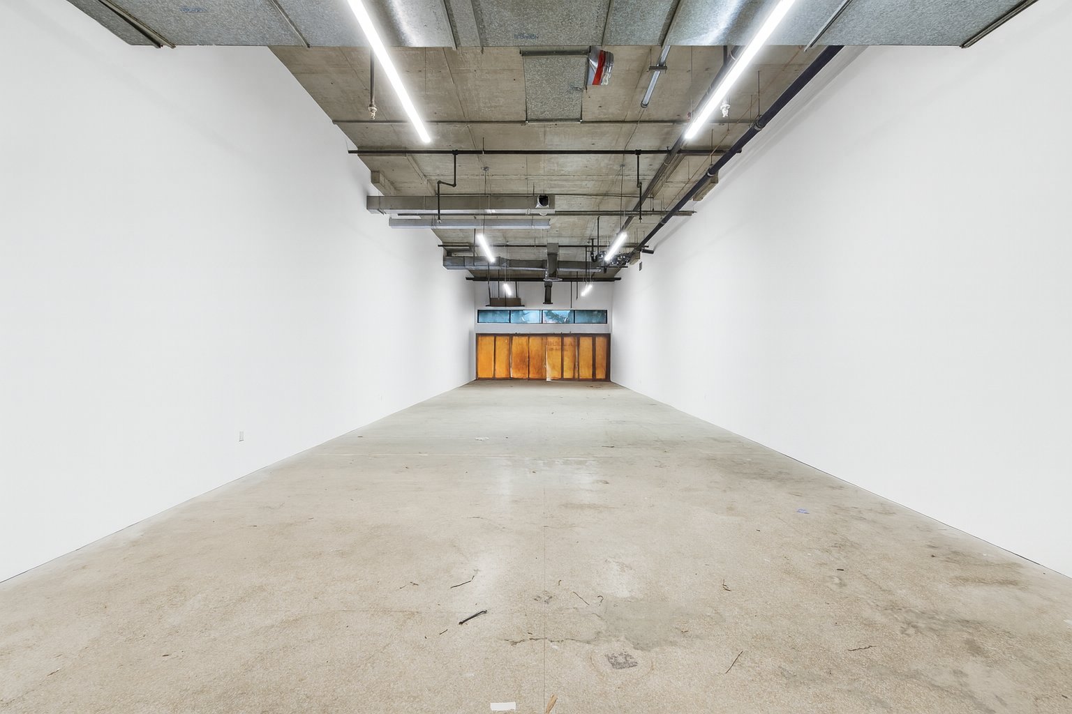Photo - Interior