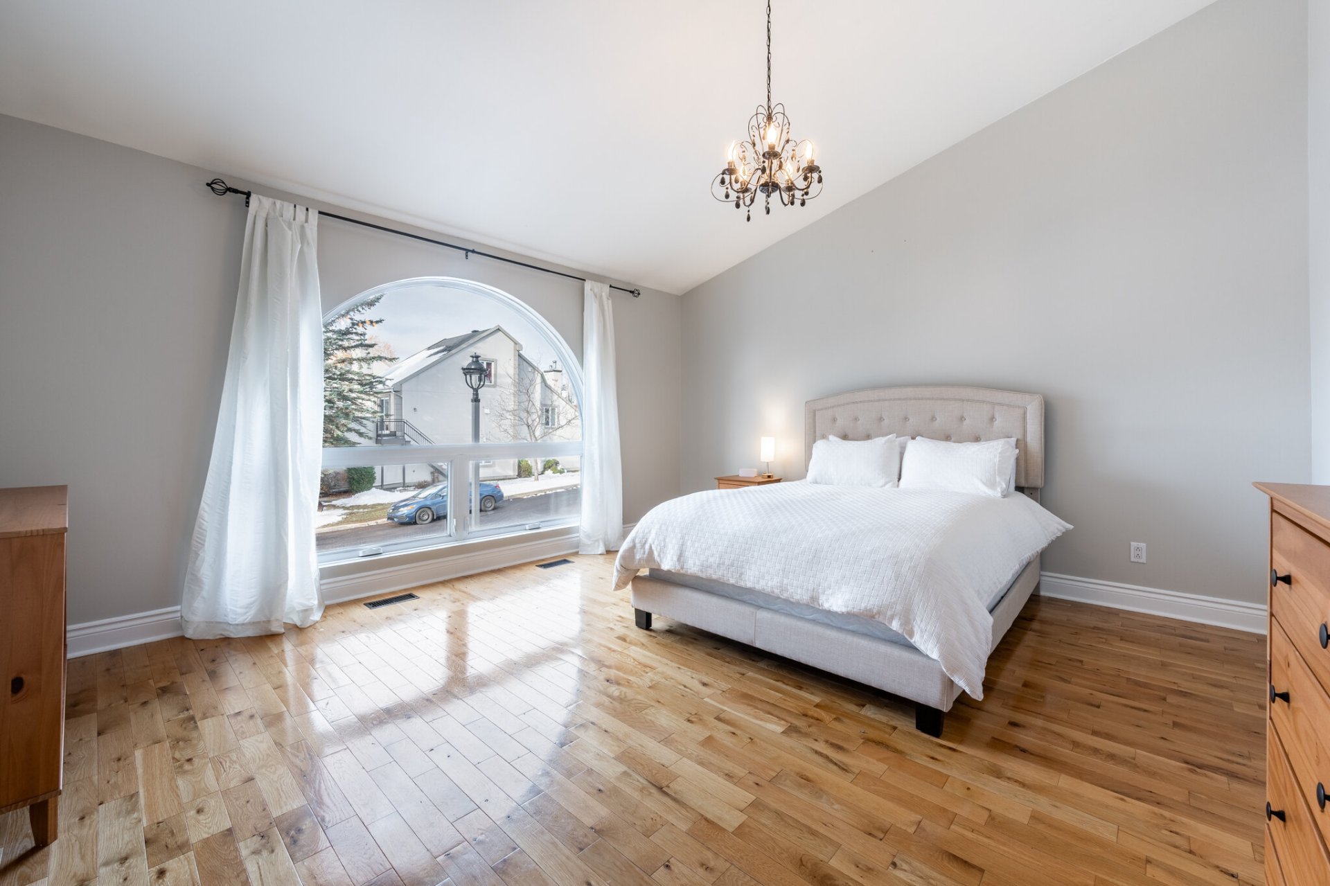 Photo - Primary bedroom