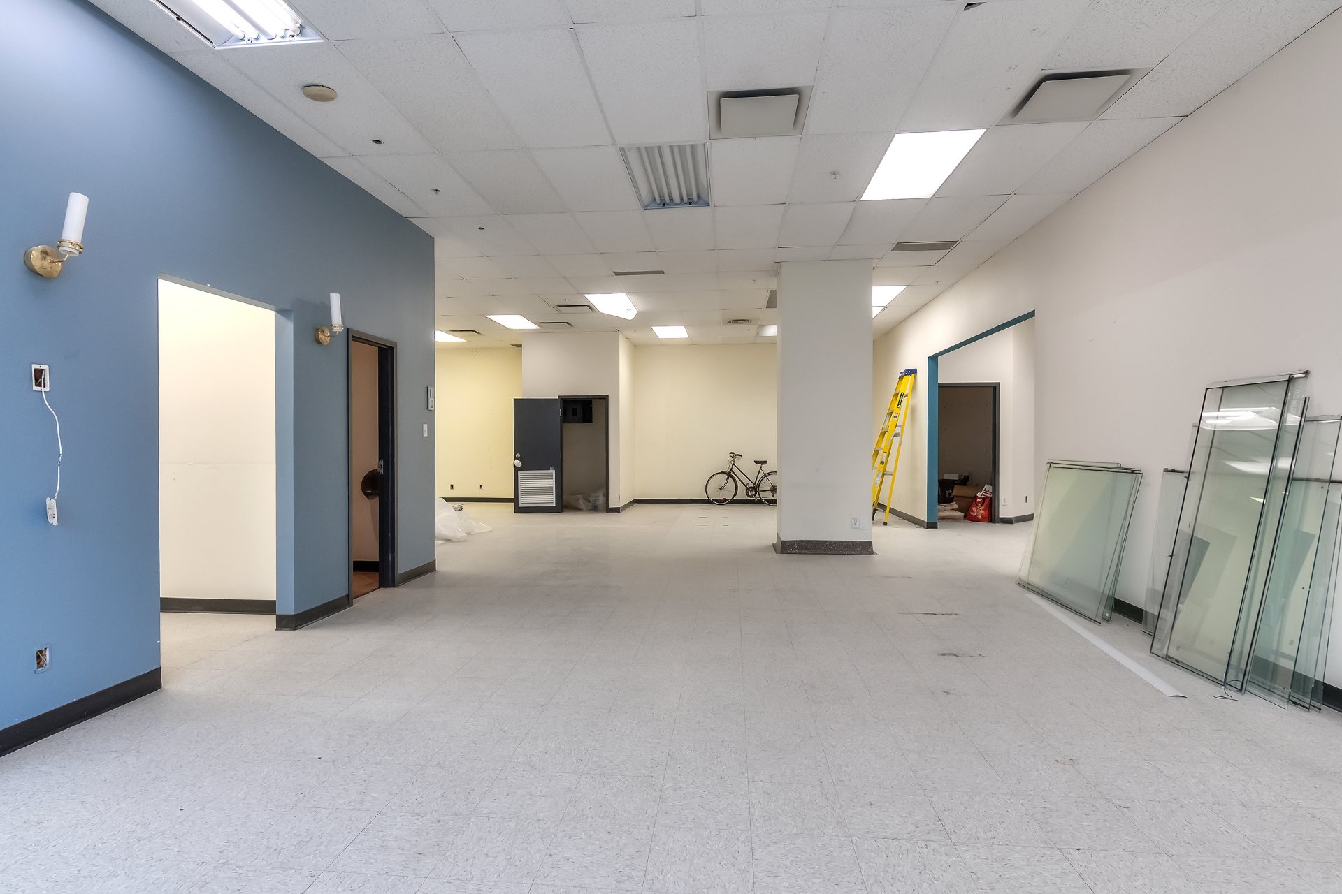 Photo - Office