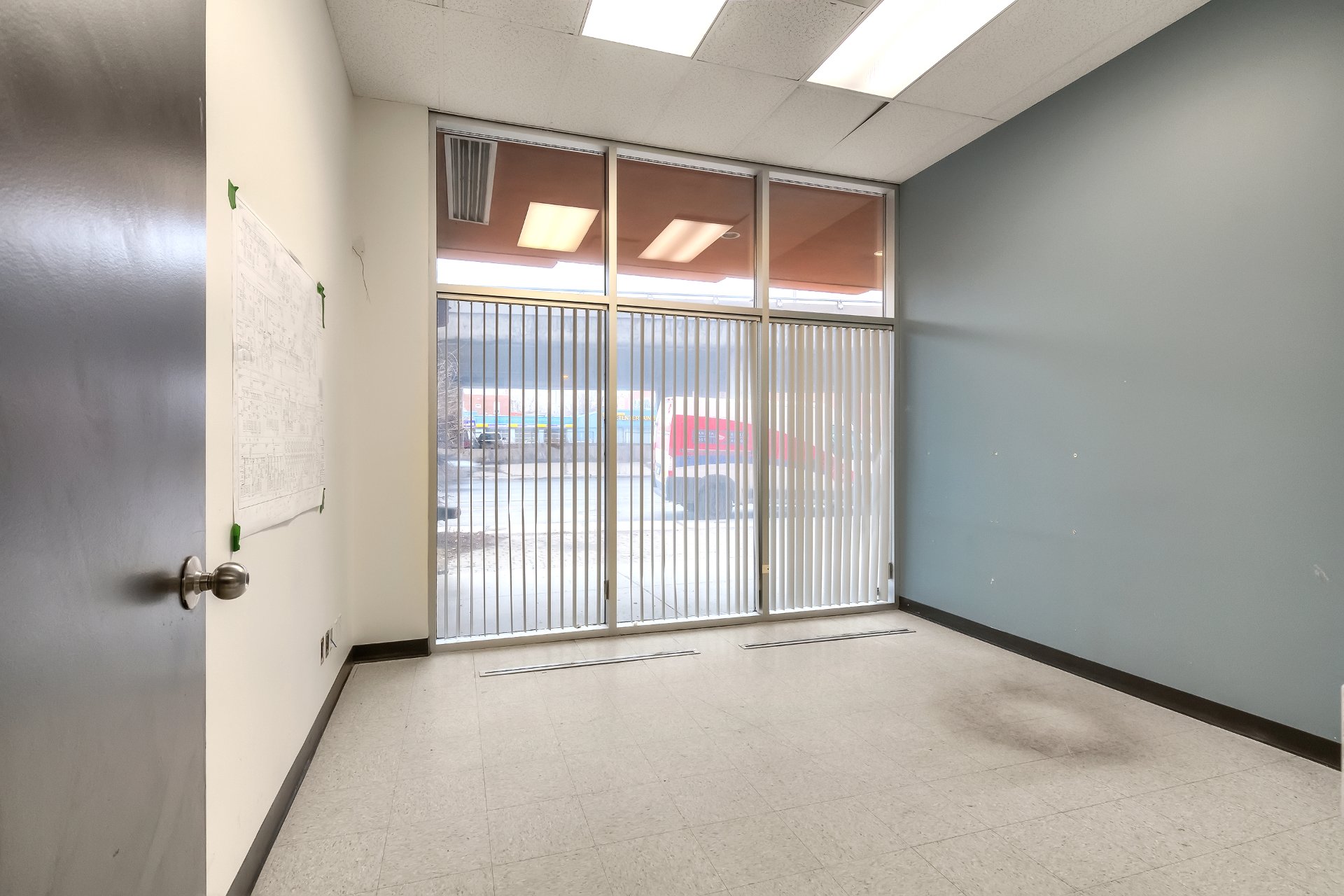 Photo - Office