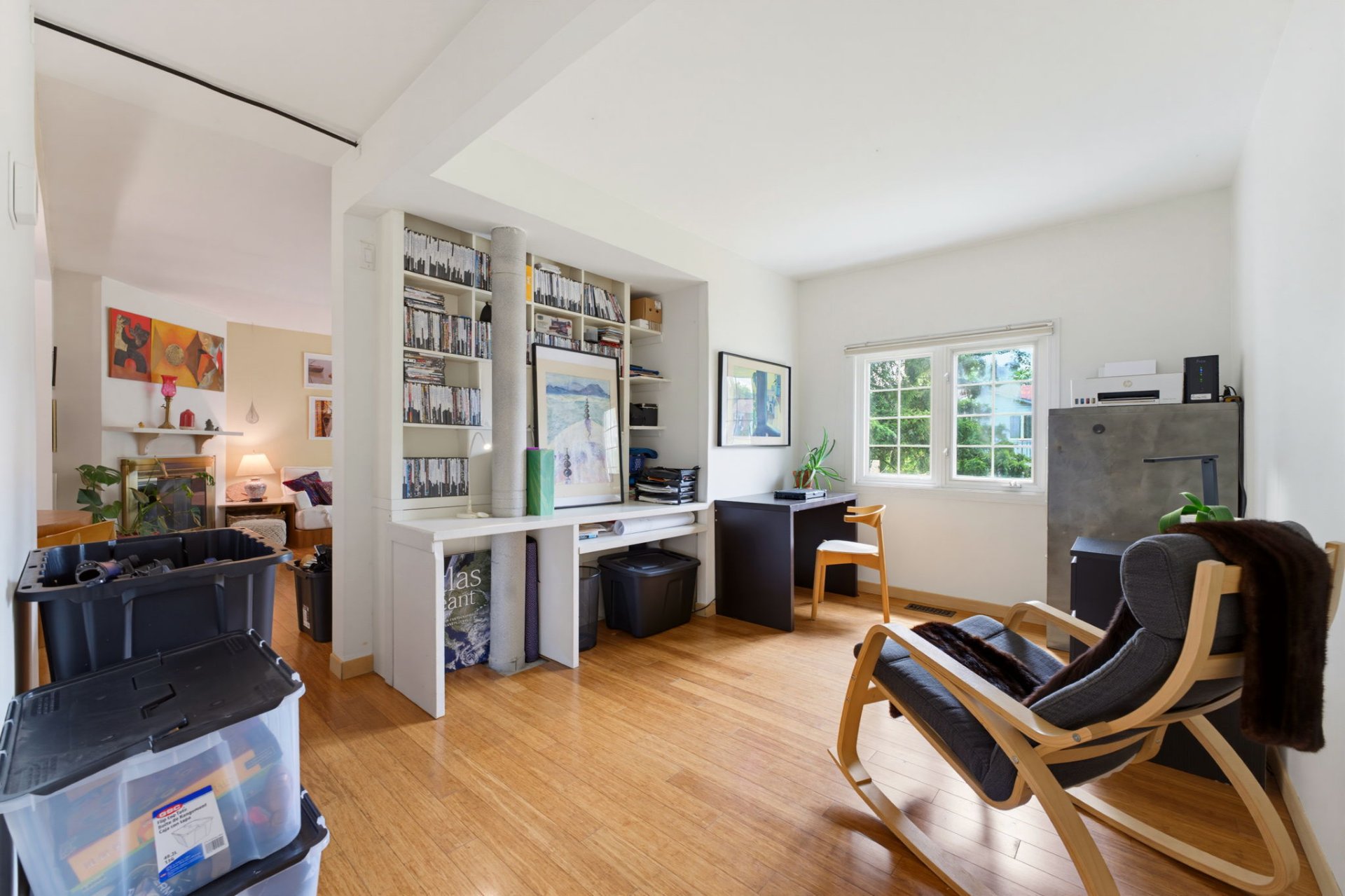 Photo - Office