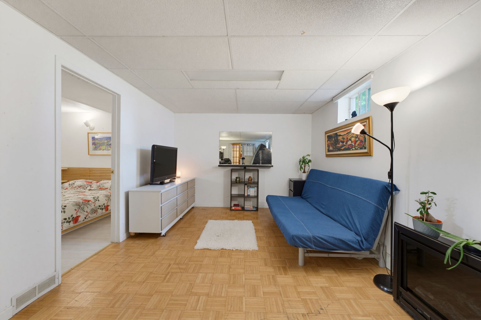 Photo - Family room