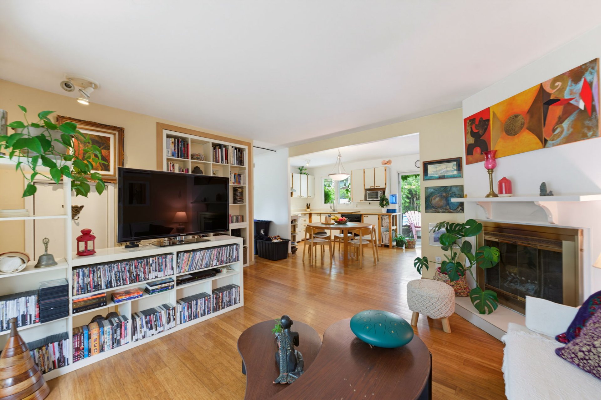Photo - Living room