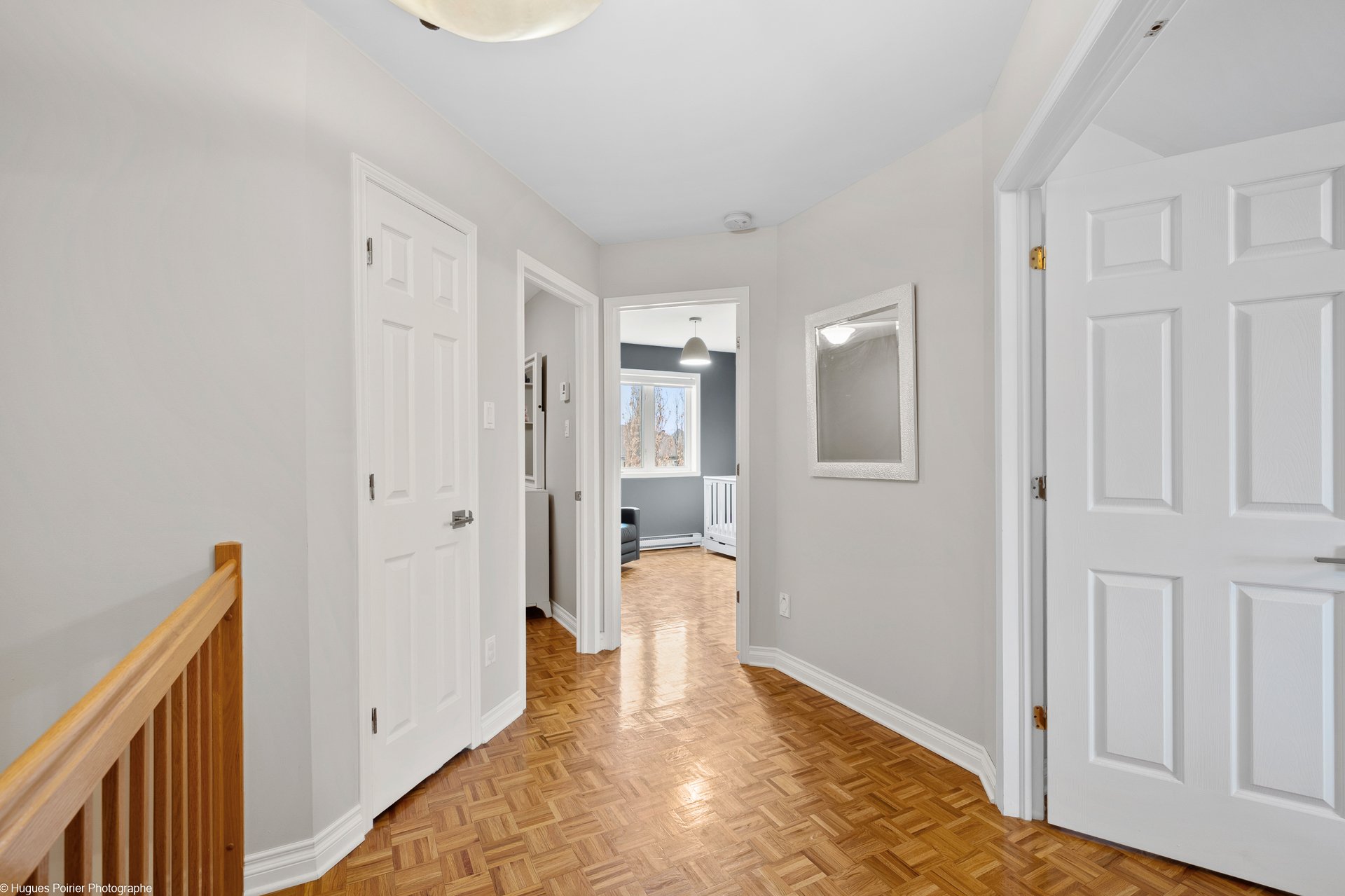 Photo - PASAGEWAY