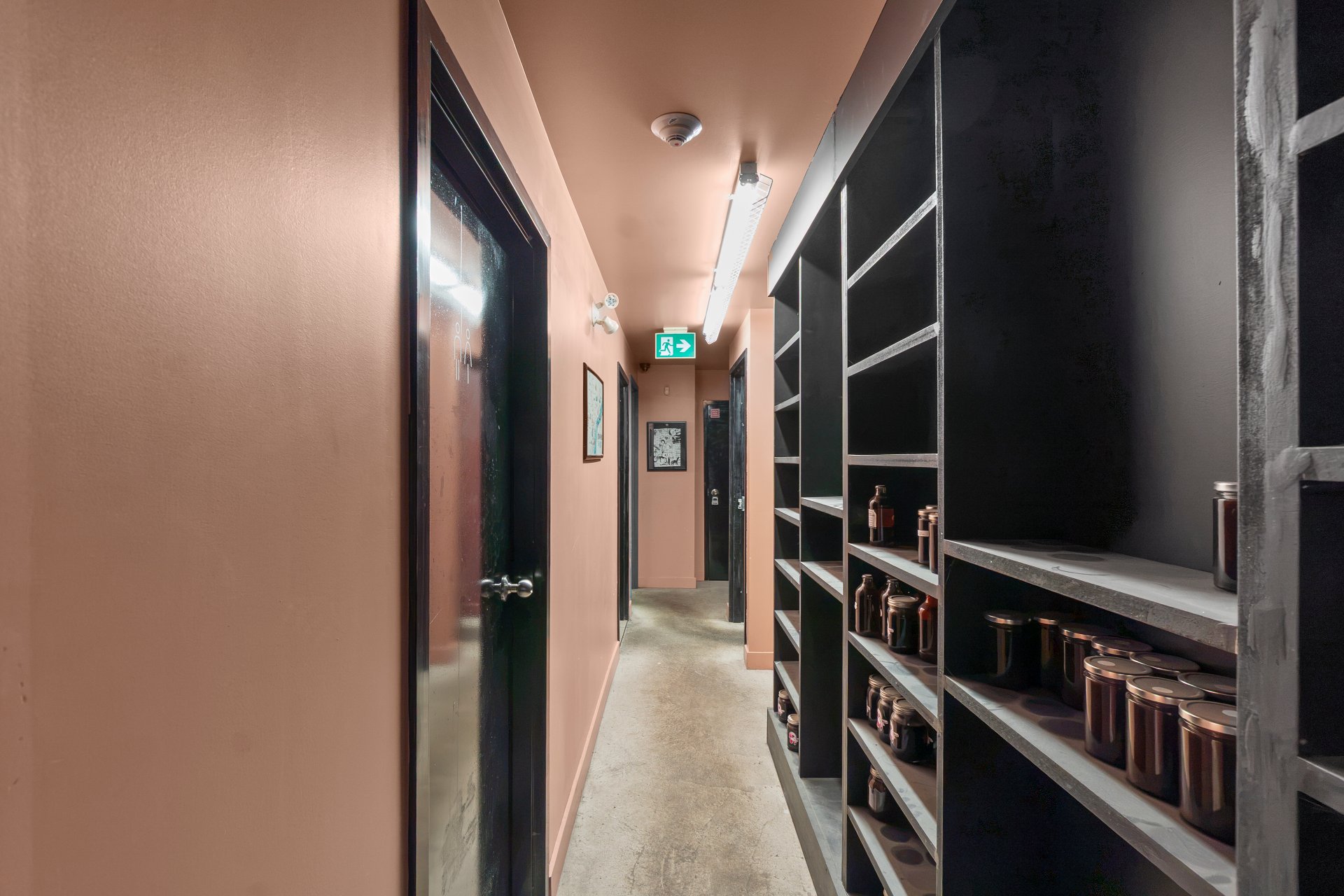 Photo - Hallway