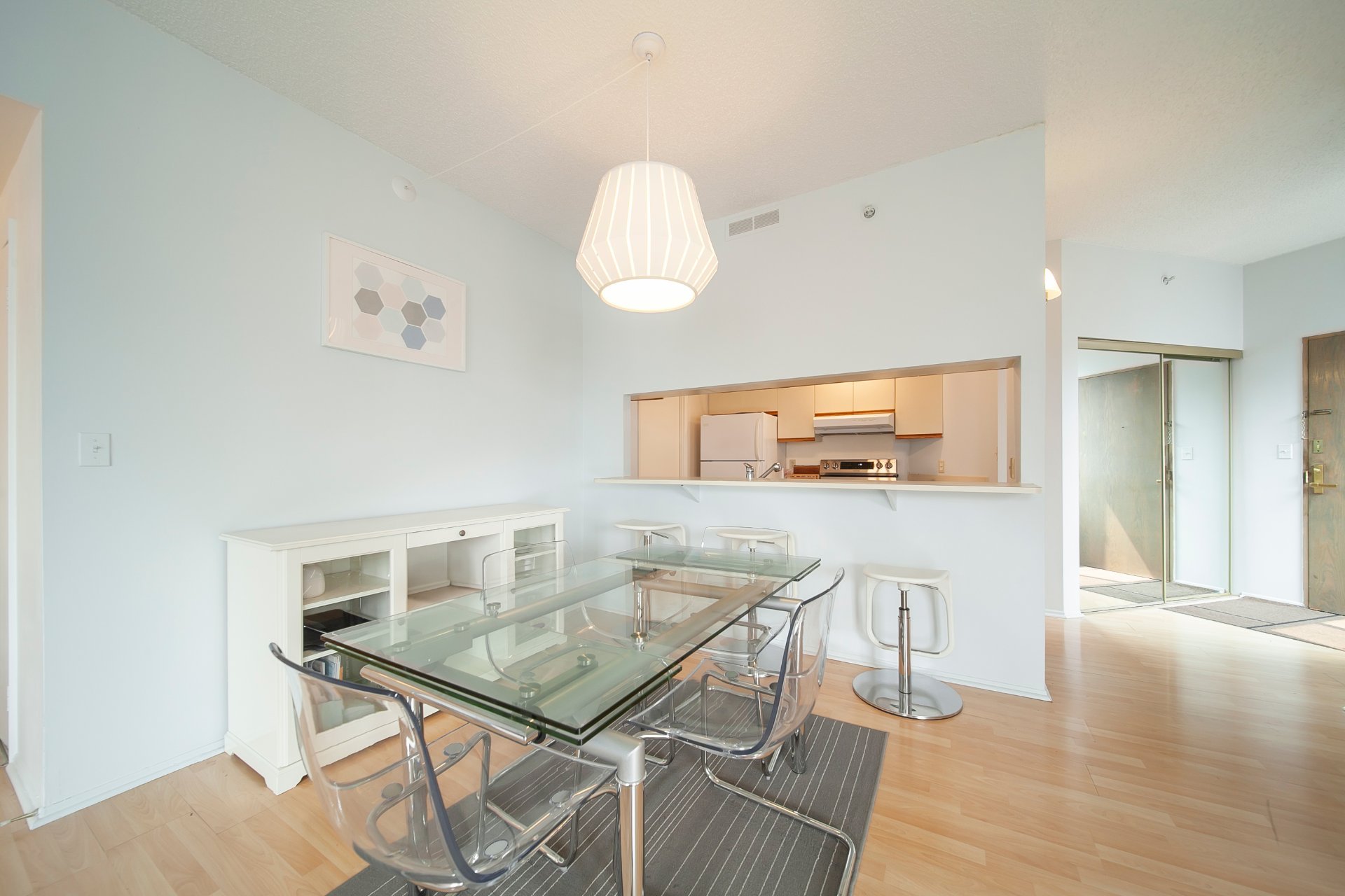 Photo - Salle à manger