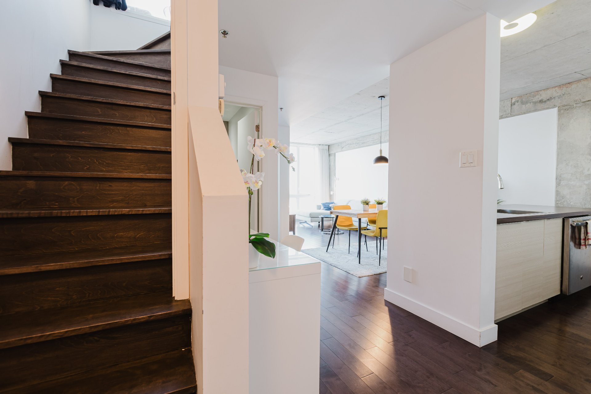 Photo - Interior