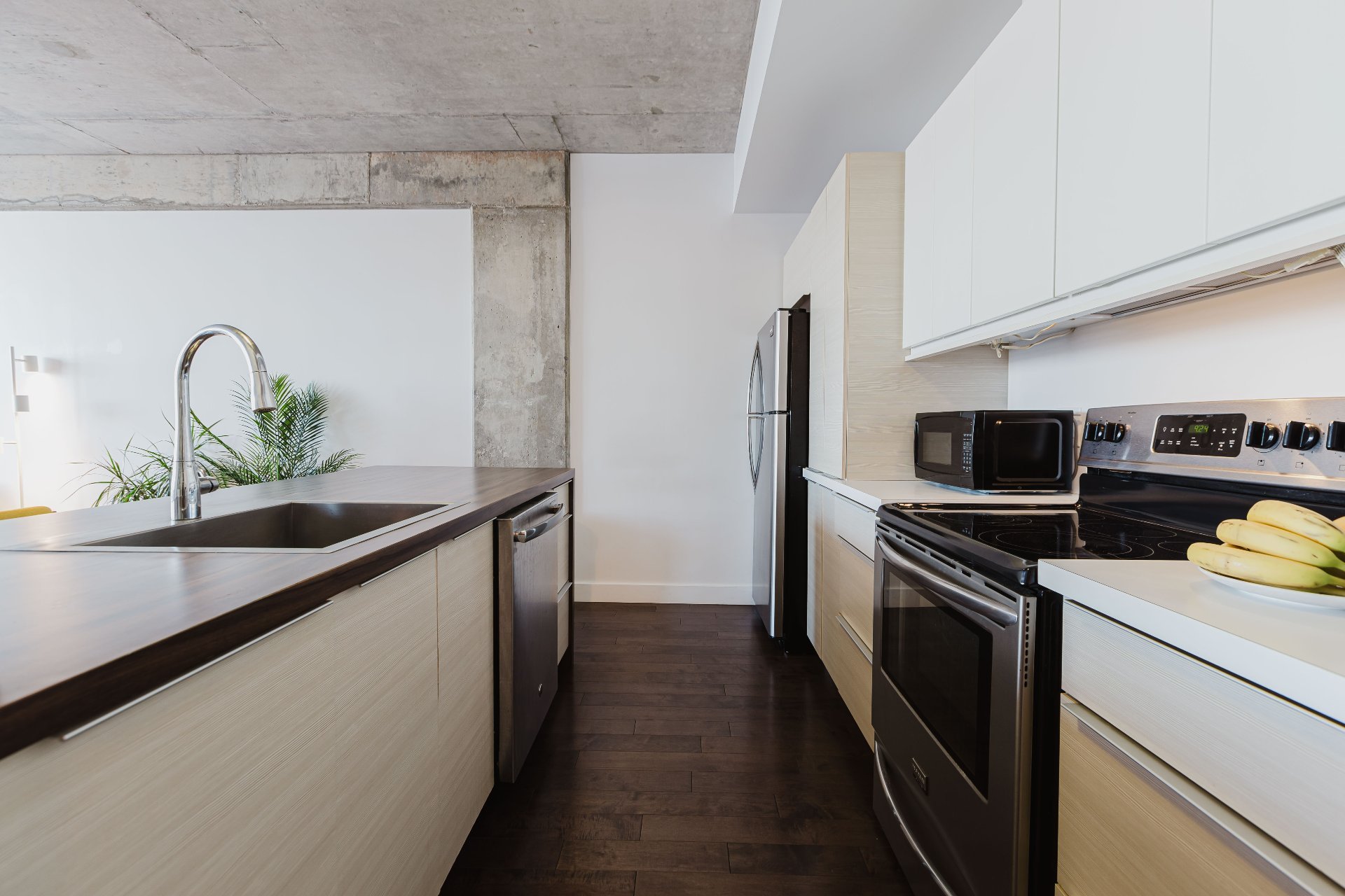 Photo - Kitchen
