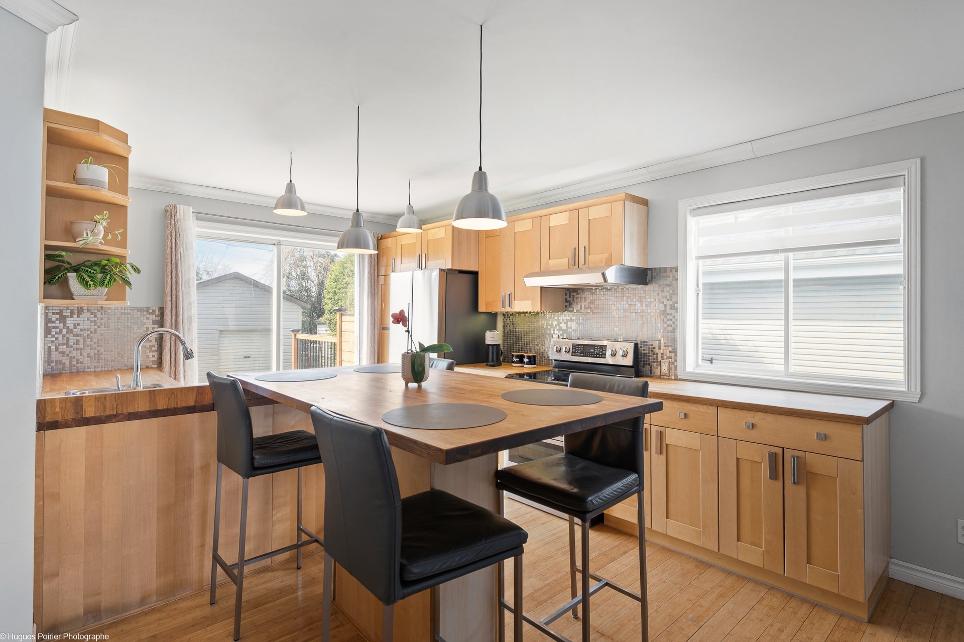 Photo - Dining room