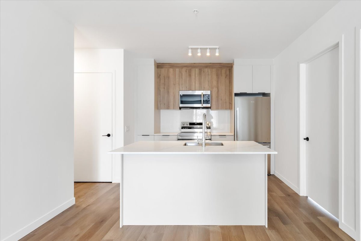 Photo - Kitchen