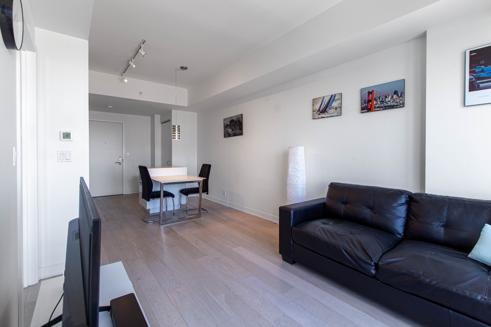 Photo - Salon